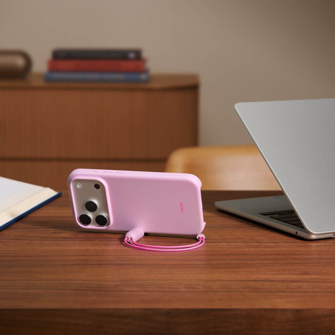 KUTIJA APPLE Beats iPhone 17 Pro Kickstand Case (MagSafe, kontrola kamere)-1