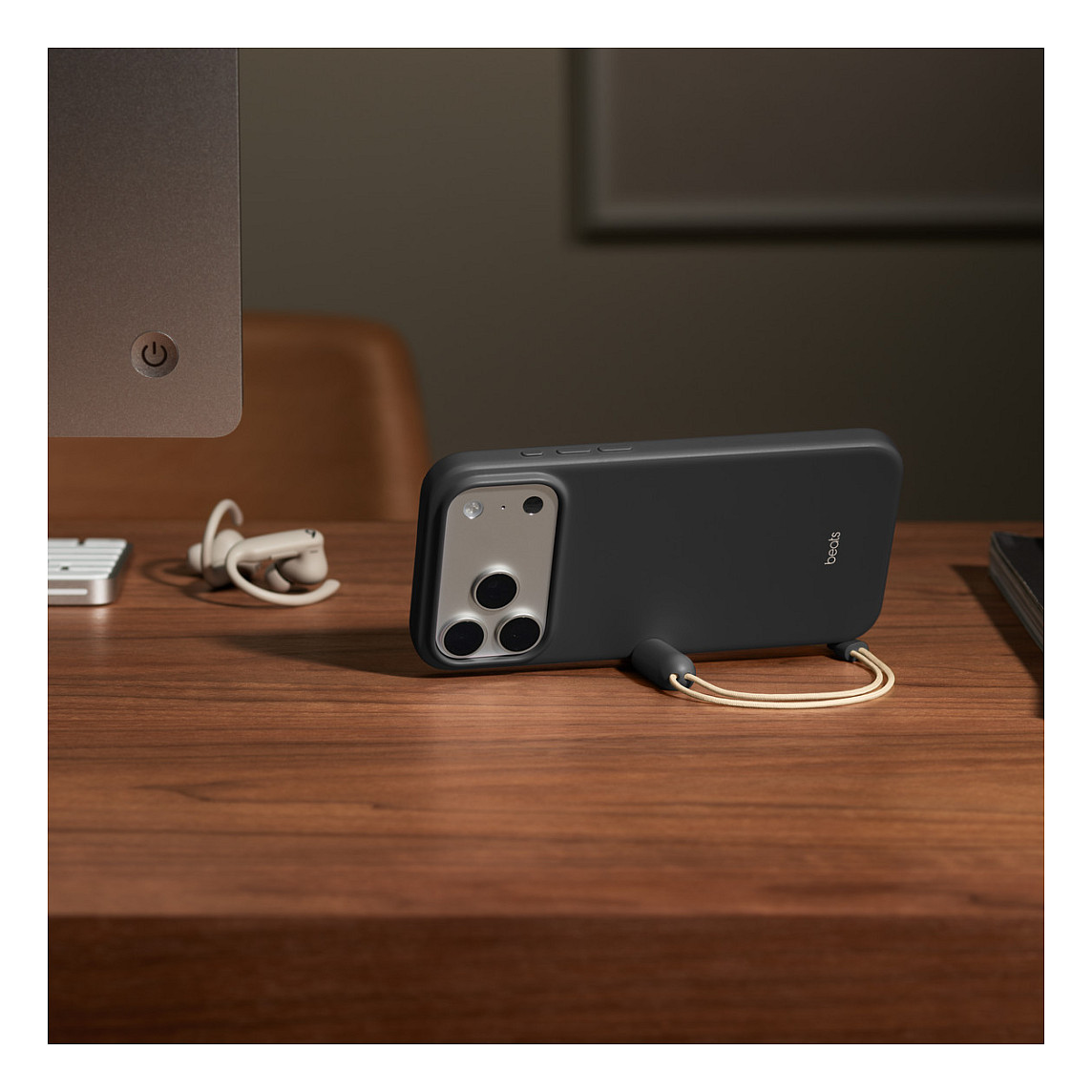 Maska za iPhone APPLE Beats iPhone 17 Pro Max (Kickstand, MagSafe, kontrola kamere, Granite Gray)-7