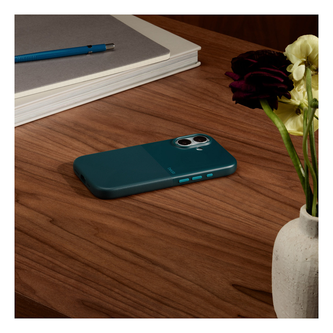 Futrola za iPhone 17 APPLE Beats Rugged Case s MagSafe i kontrolom kamere – Rocky Blue-5