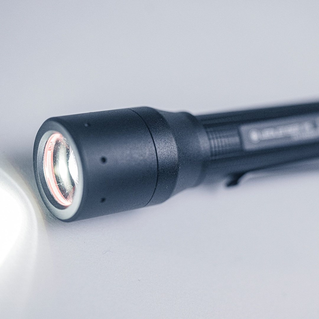Svjetiljka LEDLENSER P5 Black Torch with clip (LED)-4