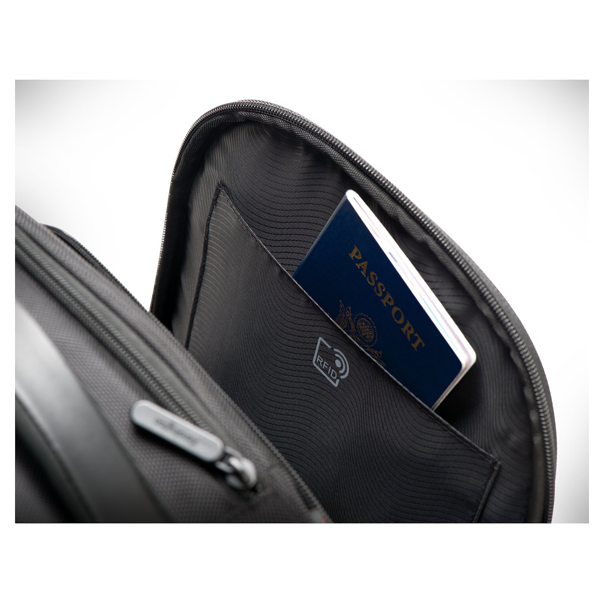 Ruksak KENSINGTON Contour 2.0 17" Pro-19