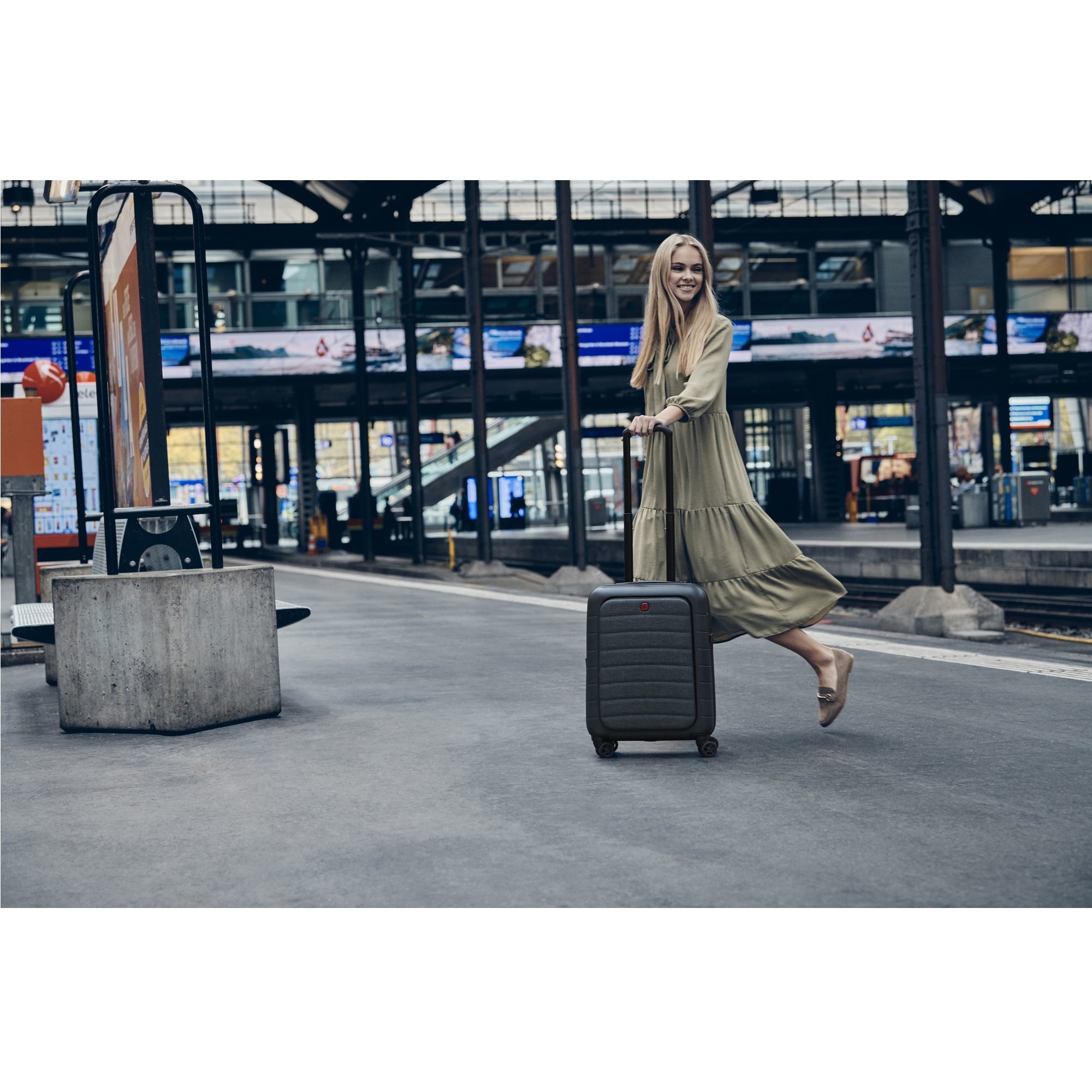 Wenger Syntry Carry-On suitcase, gray heather-15
