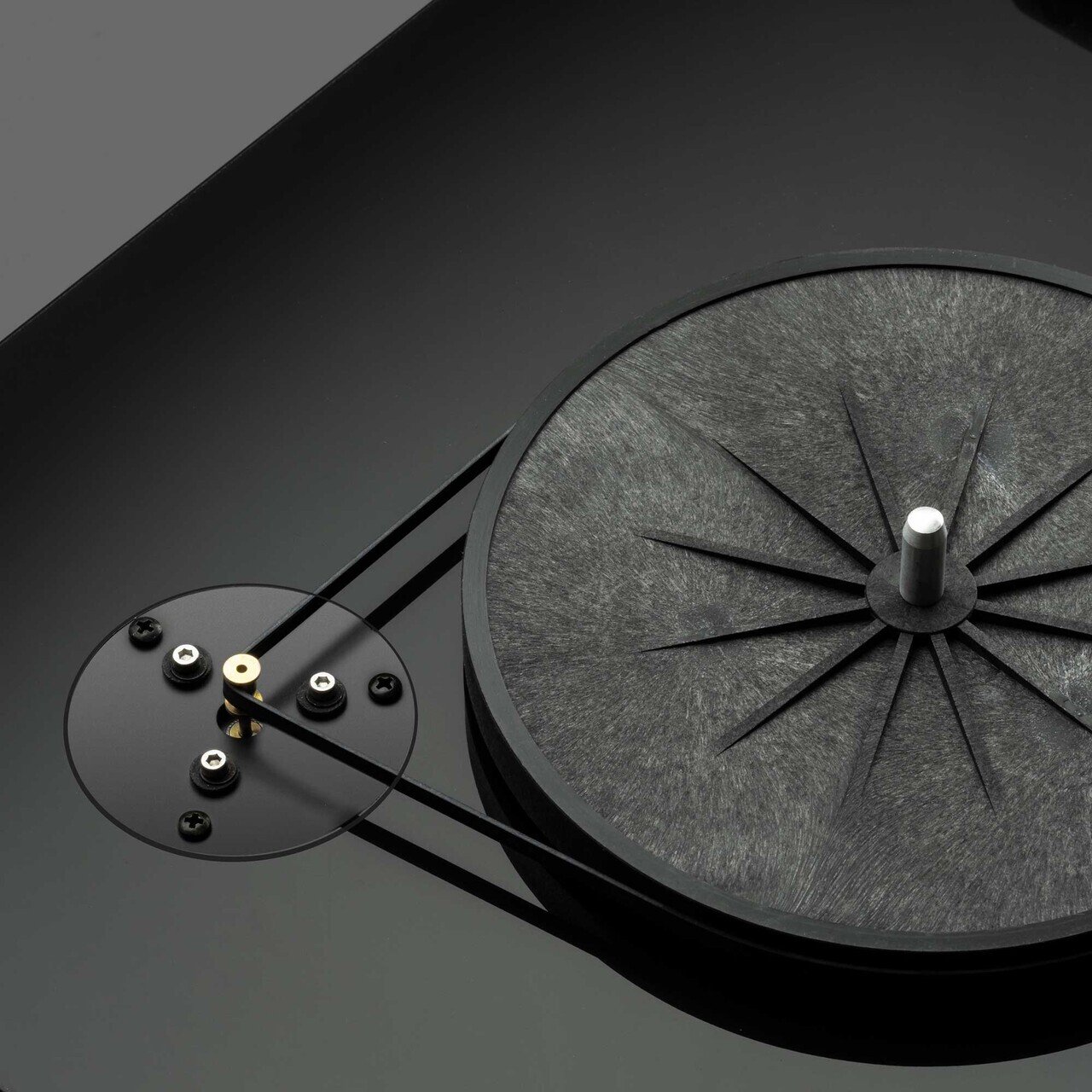 Gramofon PRO-JECT E1.2, high gloss black, PICK IT, MM-5