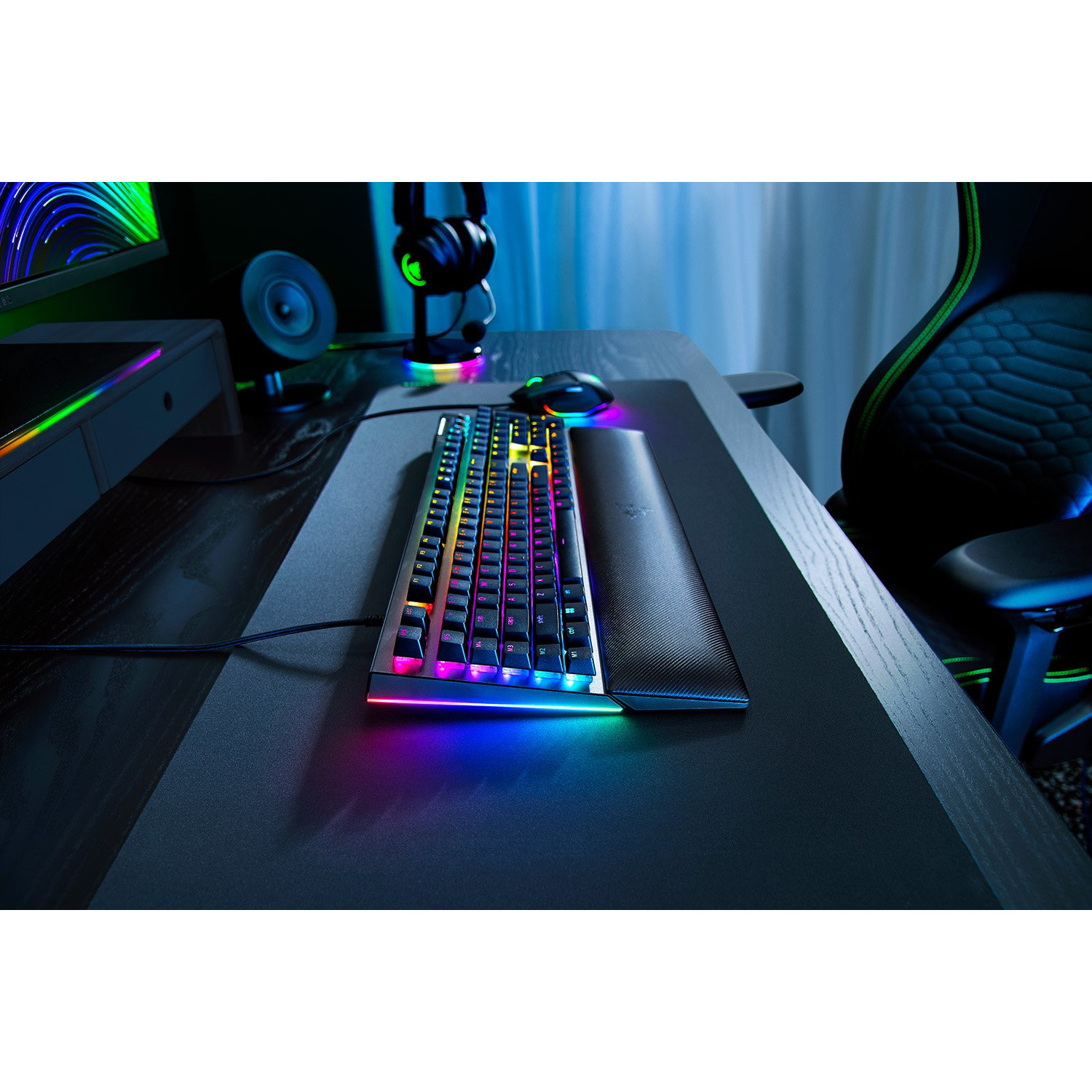 Tipkovnica RAZER Blackwidow V4 (mehanička, Razer Chroma RGB) – internacionalna non HR tipkovnica-5