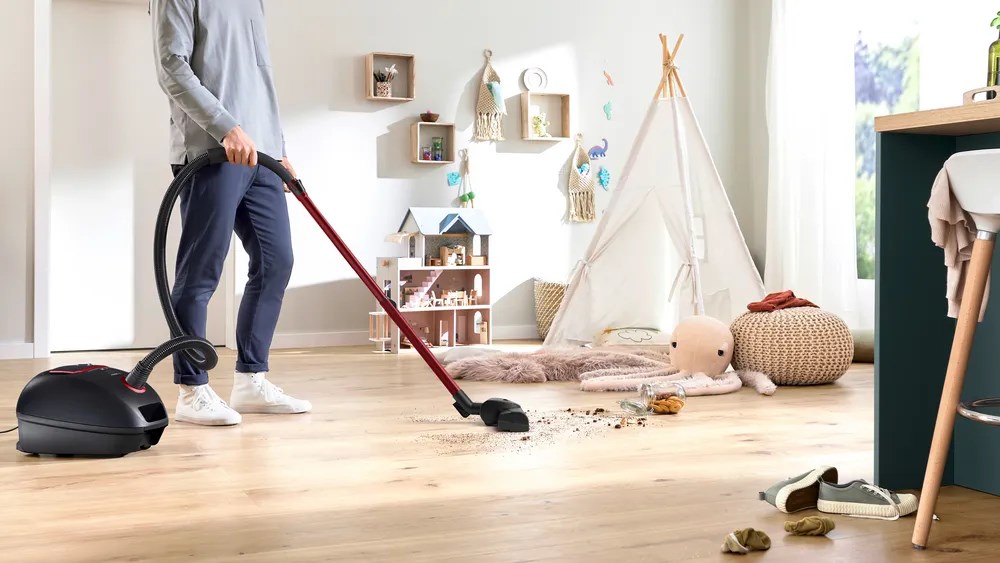 Usisavač BOSCH Serie 4 BGB41POW1 (850 W, crni, s vrećicom)-2