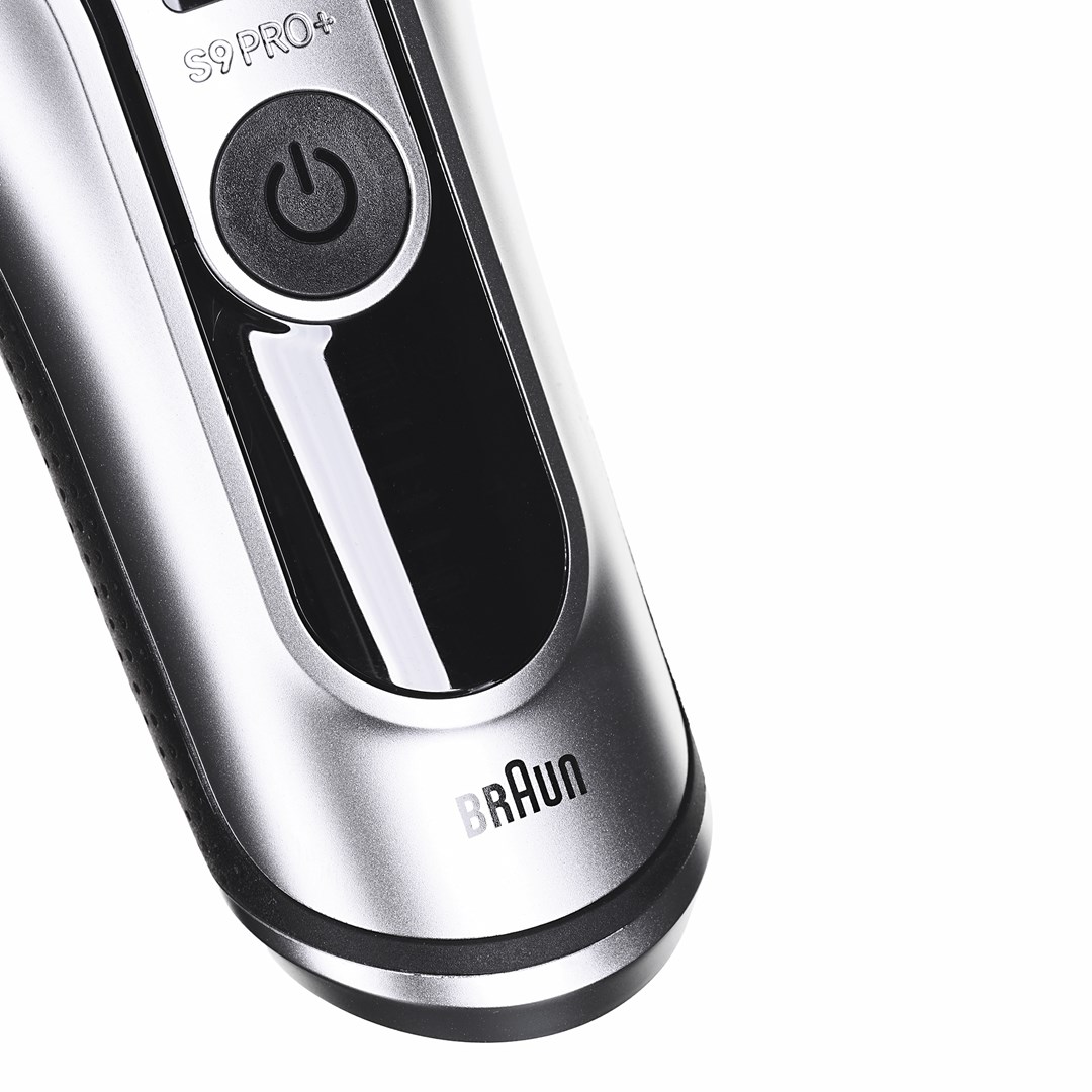 Brijac BRAUN Series 9 Pro+ 9667CC (Foil shaver, Trimmer, Srebrna)-5