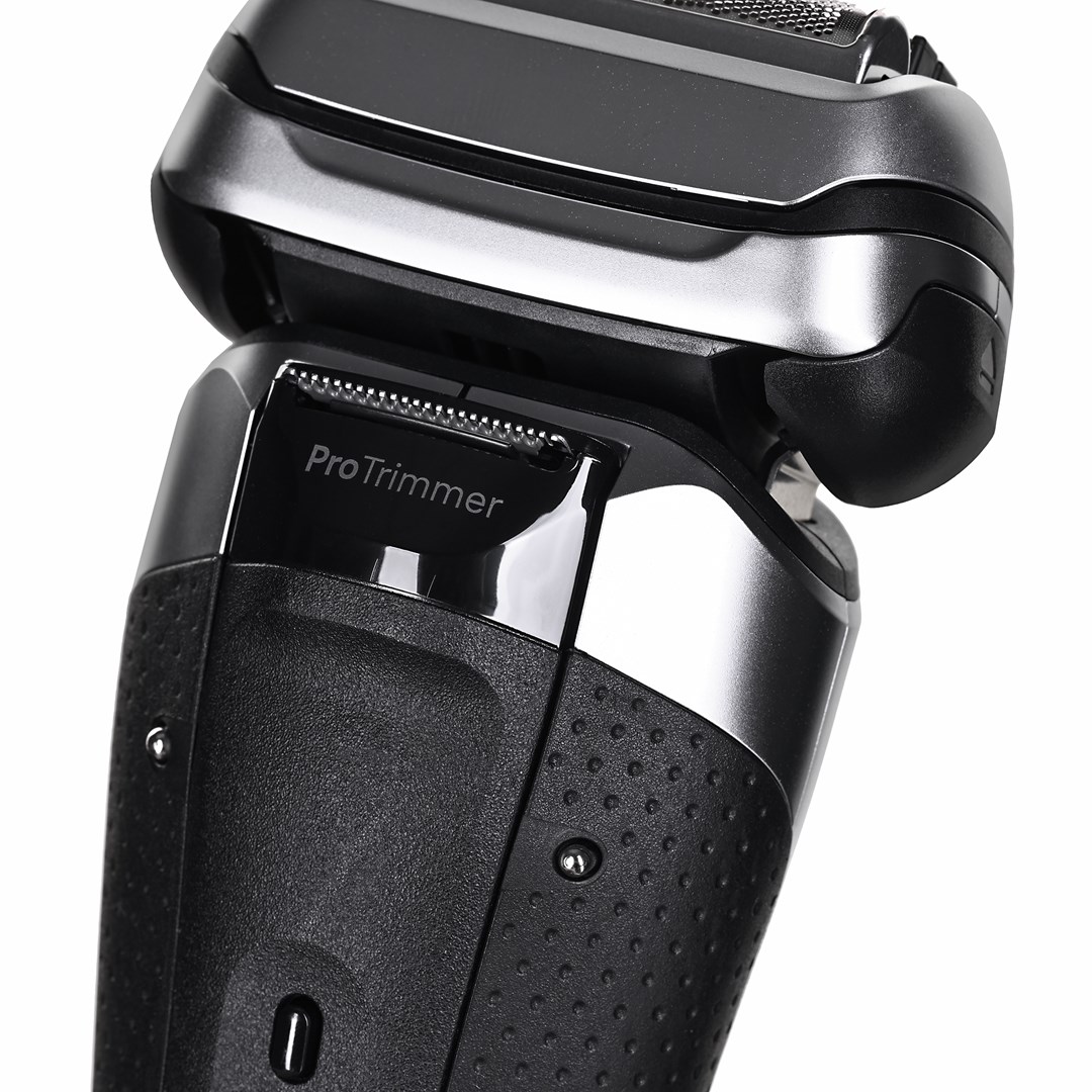 Brijac BRAUN Series 9 Pro+ 9667CC (Foil shaver, Trimmer, Srebrna)-16