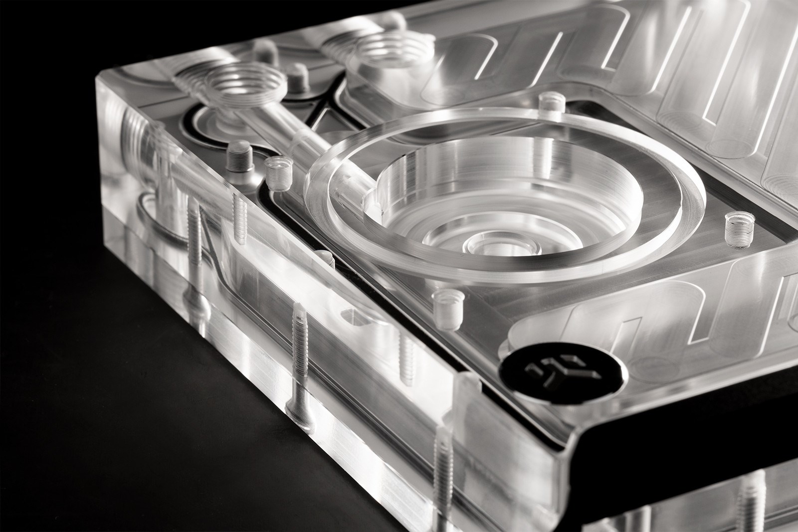 Ekspanzijski spremnik-pumpa EK WATER BLOCKS EK-Quantum Kinetic3 FLT D5 PWM - 240mm, D-RGB, Acry-6
