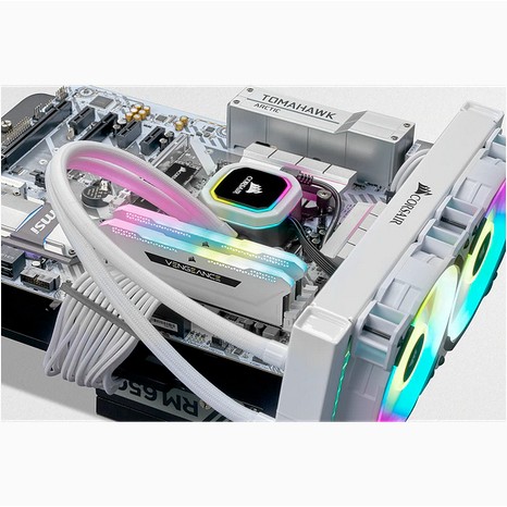 Memorija DDR4 CORSAIR 64 GB (4x16GB)-1