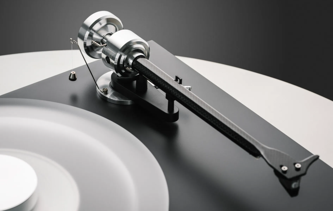 Gramofon PRO-JECT Debut Reference 10-1