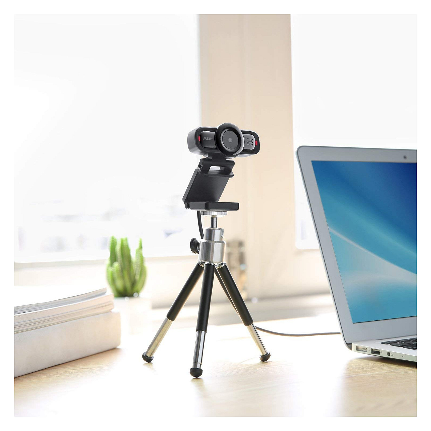 Web kamera Aukey PC-LM3 Stream Series Autofocus Full HD s 1/3"-CMOS senzorom crna-1