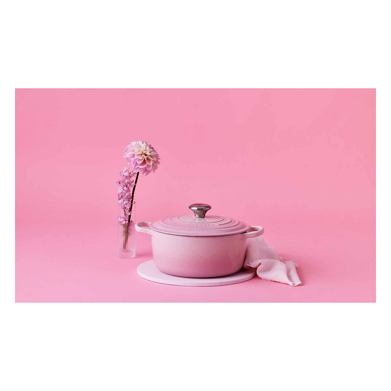 Lonac LE CREUSET Signature okrugli 24 cm (4.2 L) Shell Pink boja-5