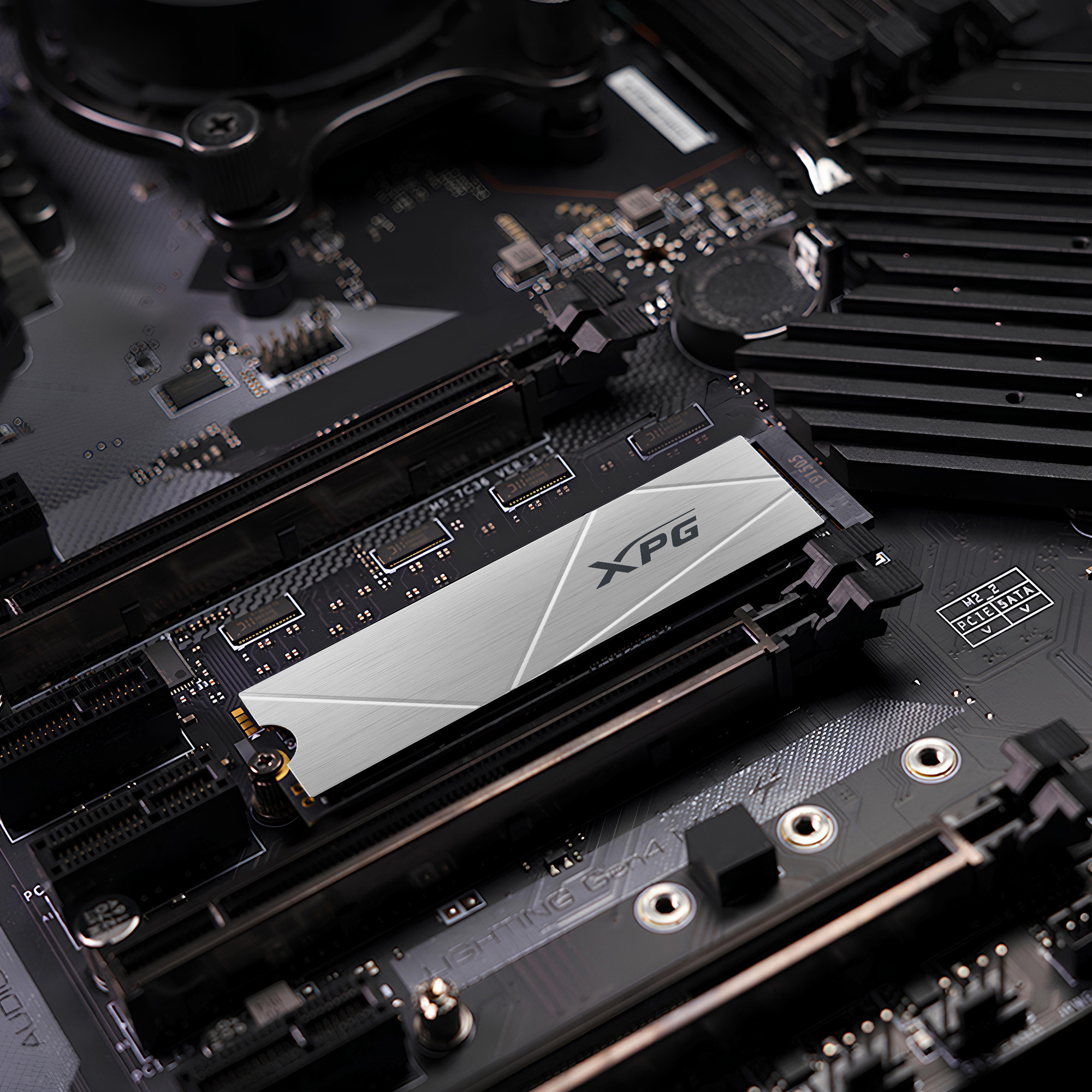 SSD ADATA XPG GAMMIX S60 BLADE 1 TB (PCIe 4.0 x4, NVMe, M.2 2280)-5