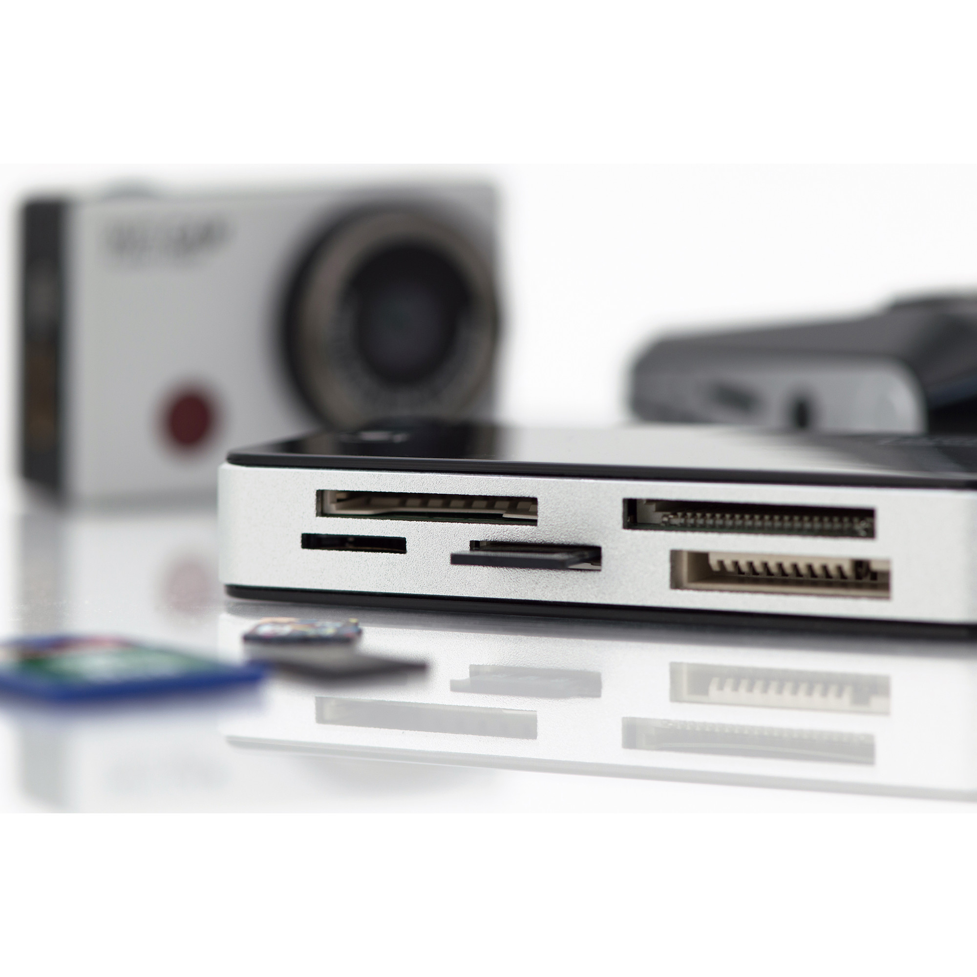 Čitač kartica DIGITUS USB3.0, eksterni, crno-srebrni-7