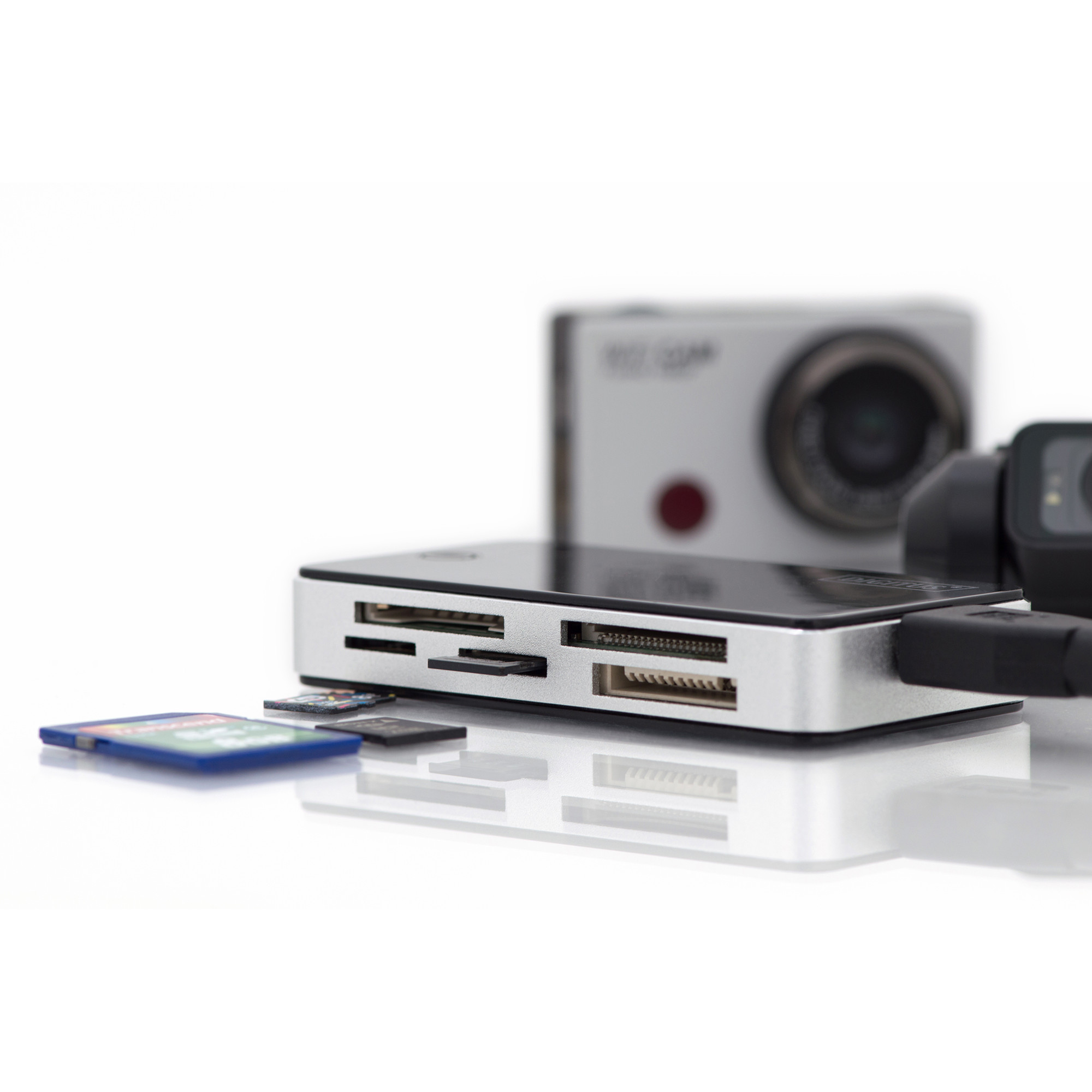 Čitač kartica DIGITUS USB3.0, eksterni, crno-srebrni-8
