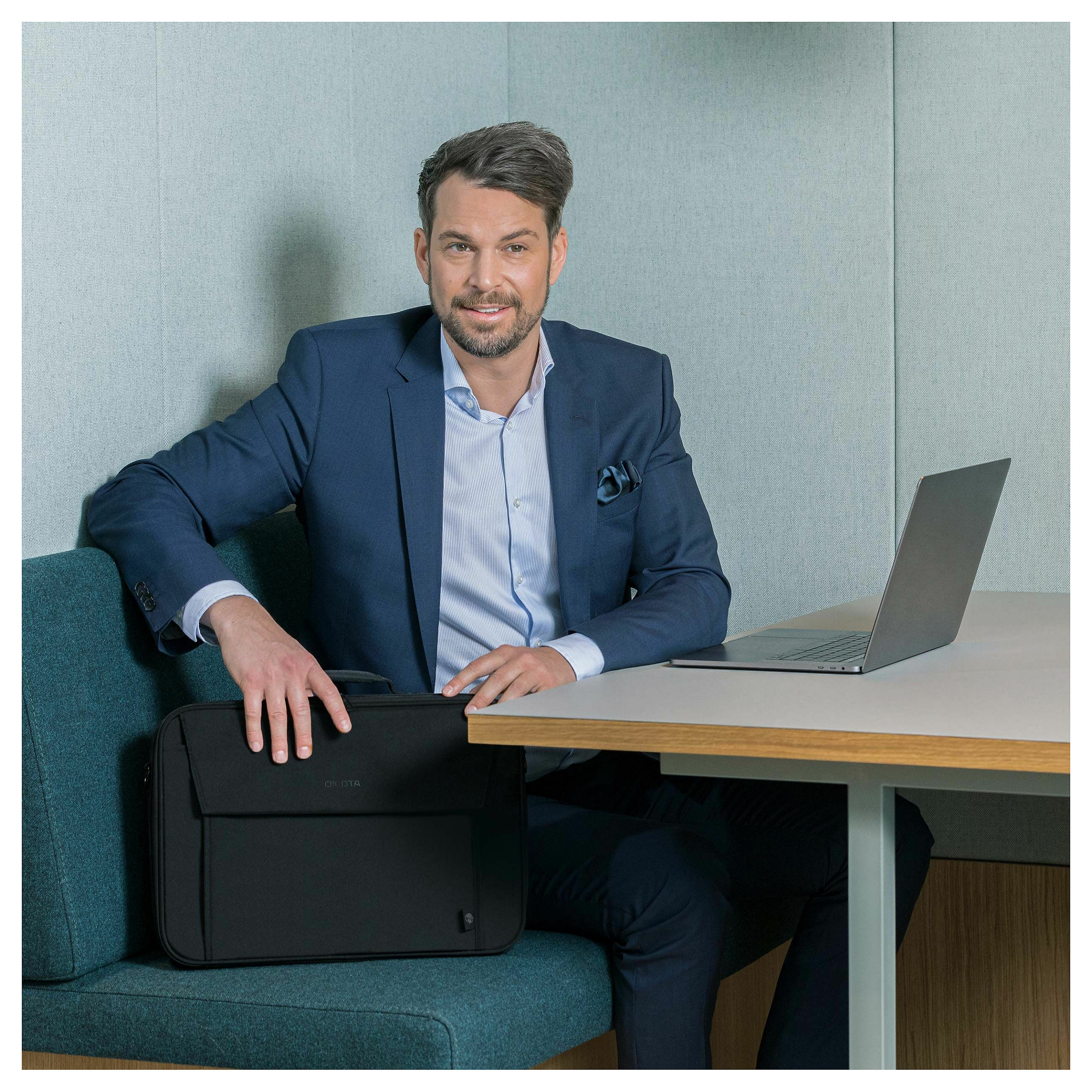 Torba za laptop DICOTA Eco Multi Plus baza bis 39,6 cm 15.6" crna boja-6