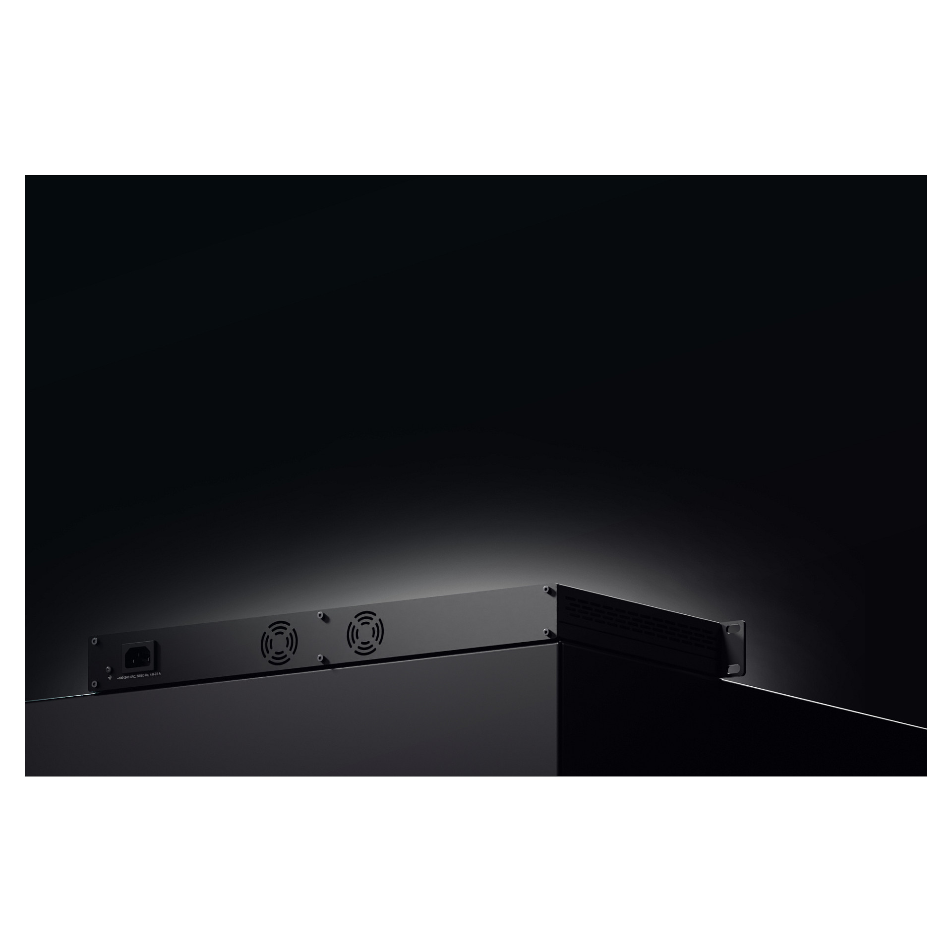 Mrežni switch TELTONIKA SWM282 (24x GbE, 4x SFP+, Layer 2 Managed, Rackmount)-6
