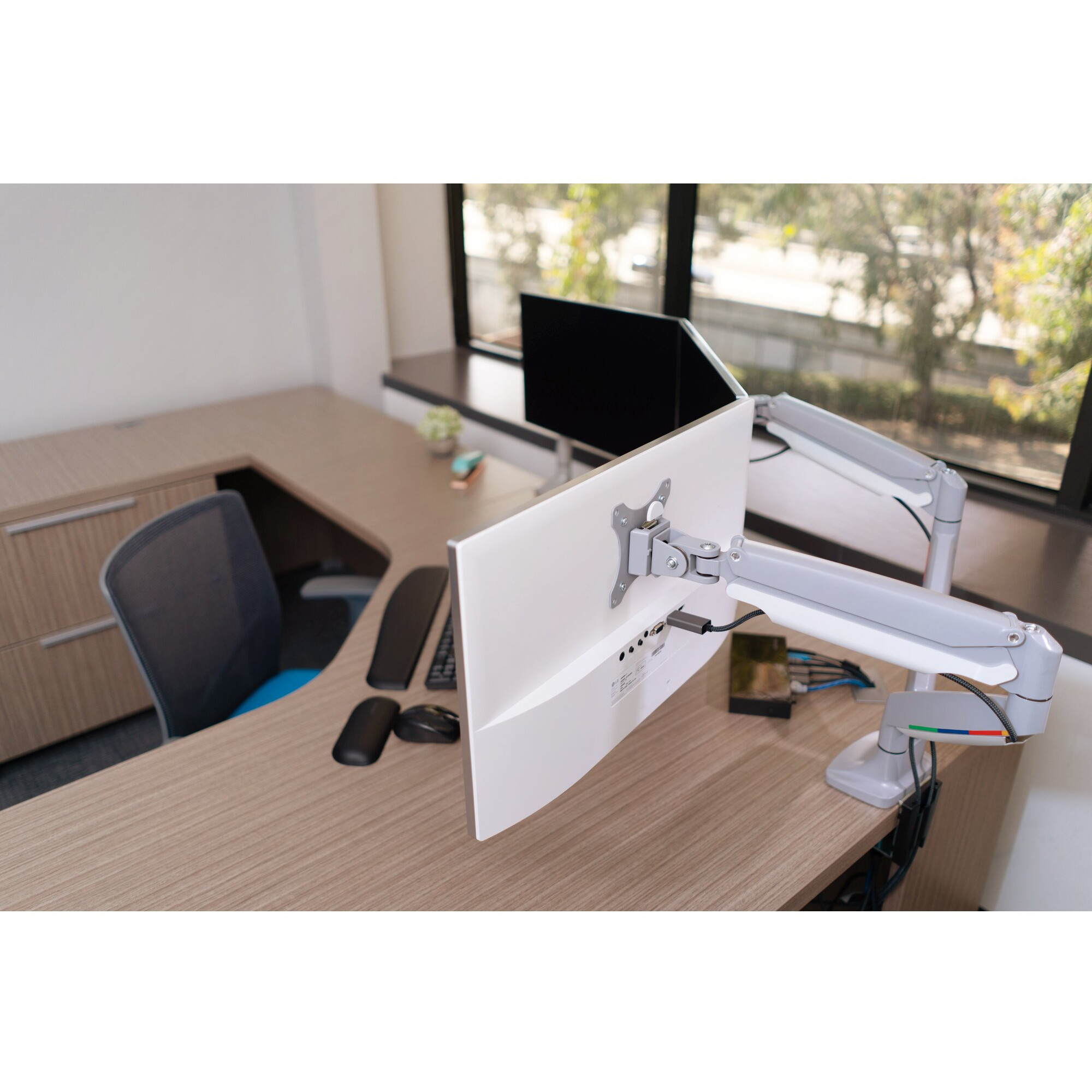 Stolni nosač za dva monitora KENSINGTON SmartFit Dual Arm Mount, 13"-32"-16