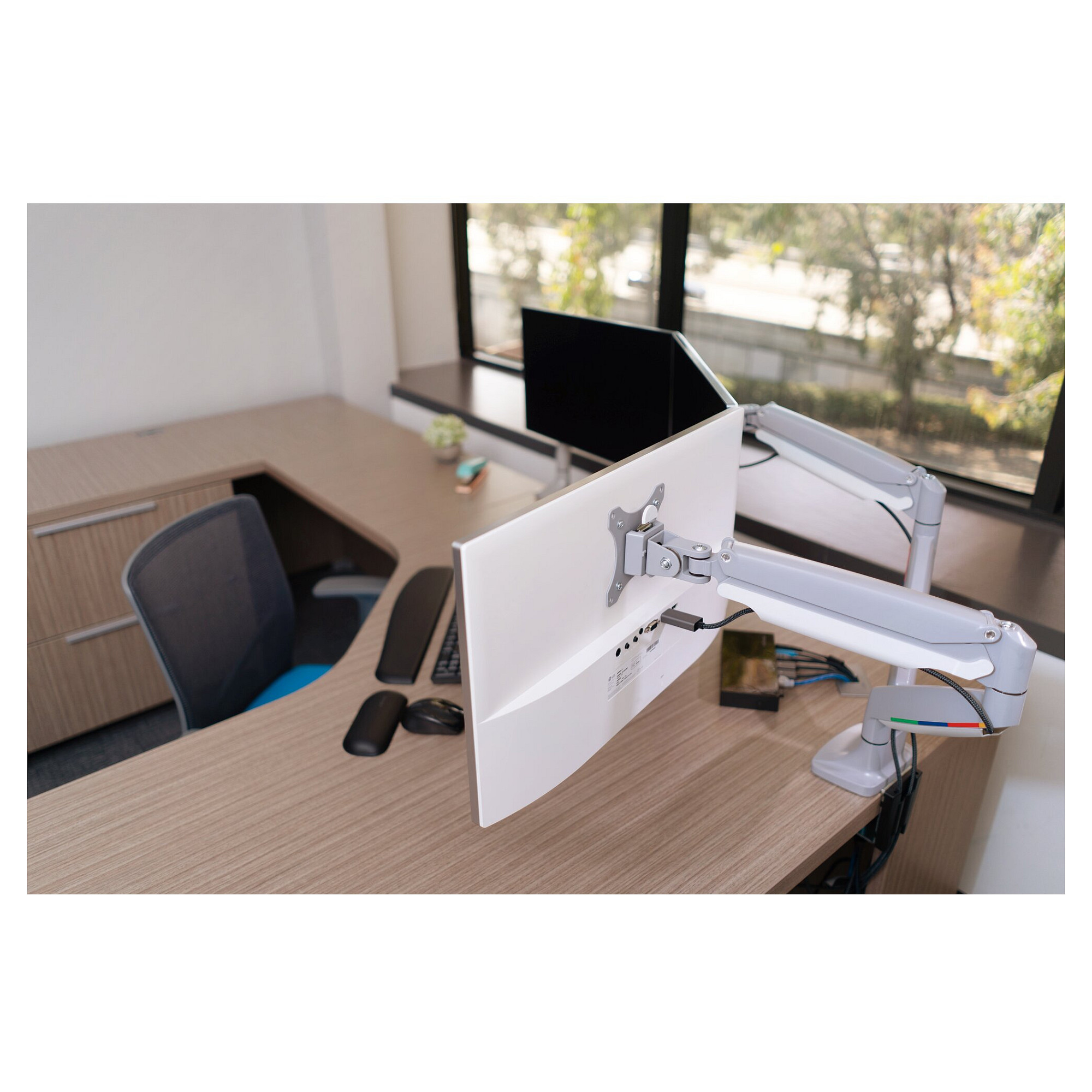Stolni nosač za dva monitora KENSINGTON SmartFit Dual Arm Mount, 13"-32"-18