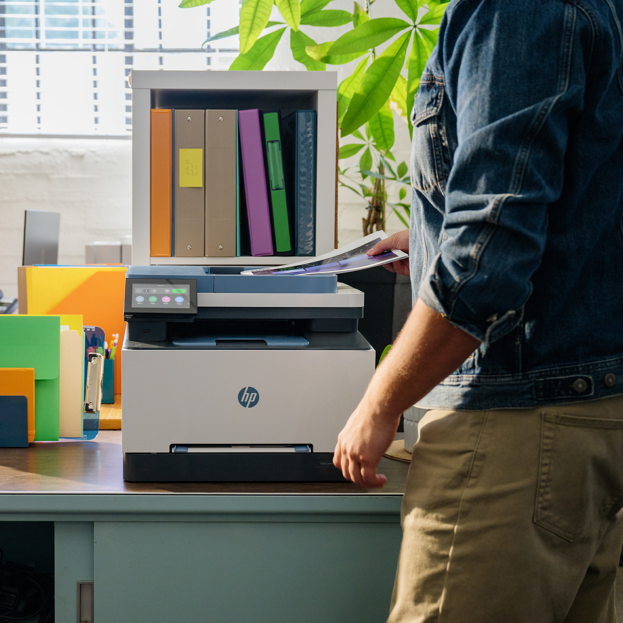 Višenamjenski pisač HP Color LaserJet PRO MFP 3302fdng 4in1 A4 LAN ADF Duplex-3