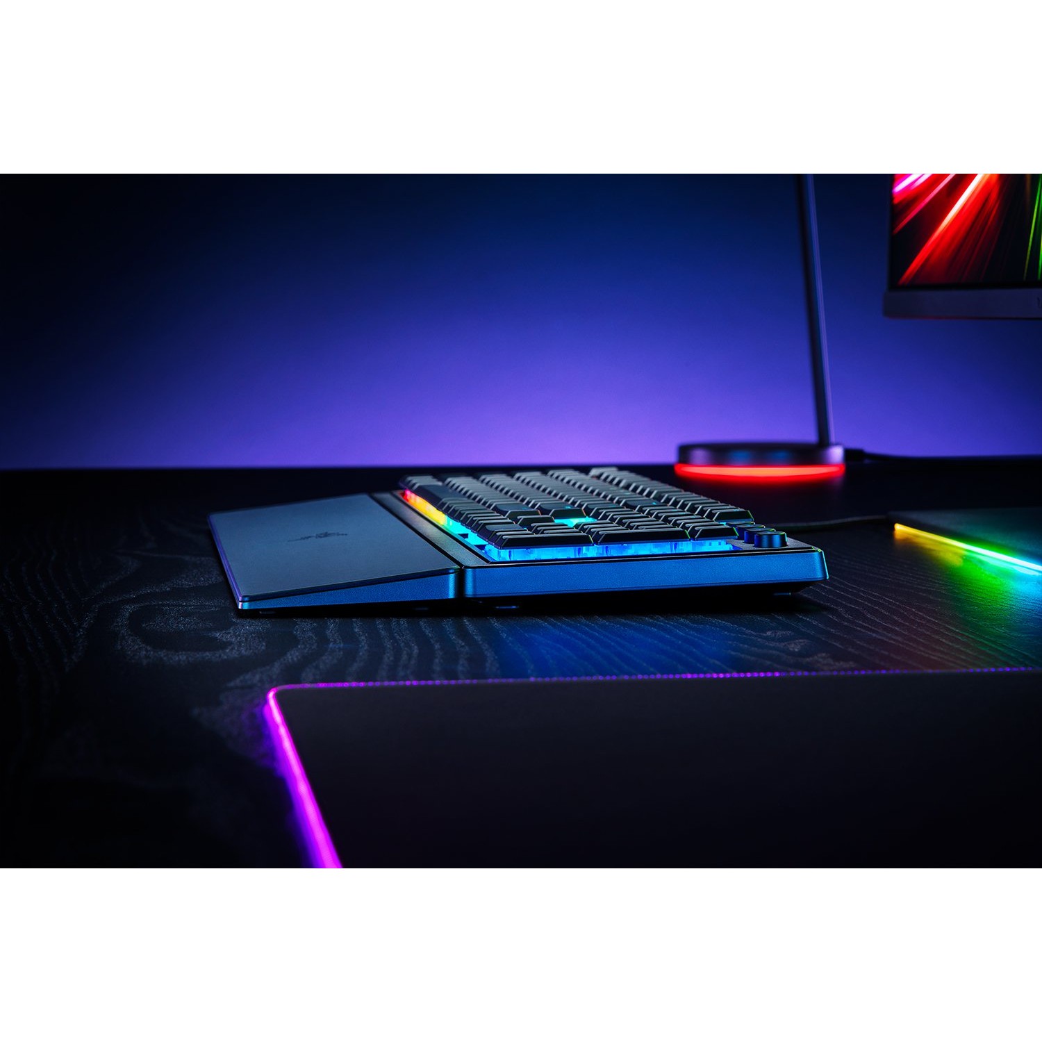 Tipkovnica RAZER Ornata V3 (Razer Mecha-Membrane, DE-Layout) – internacionalna non HR tipkovnica-4