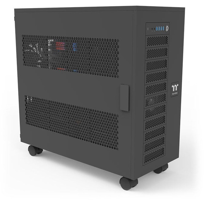 Big Thermaltake AX700 Black-1