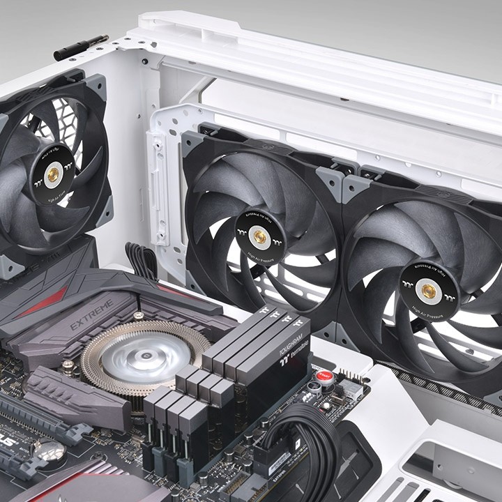 Ventilator THERMALTAKE GT14 (140mm)-5
