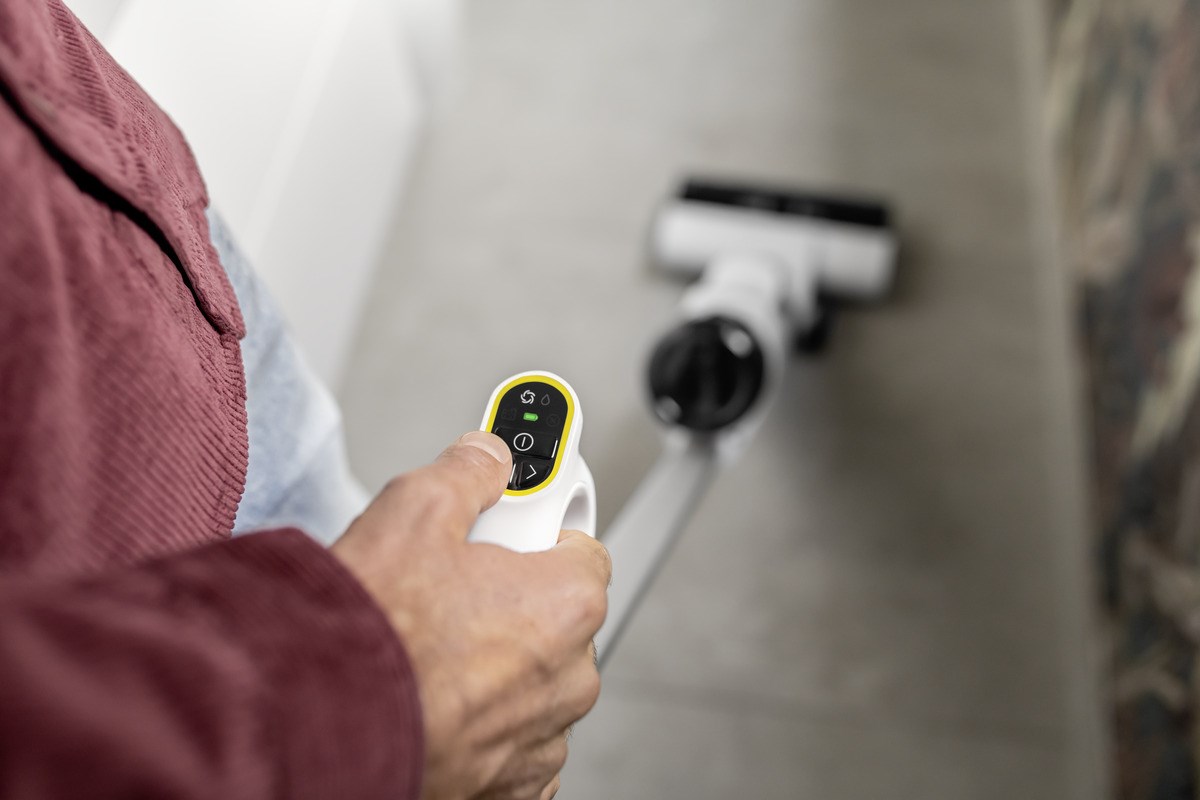 Usisavač KARCHER FCV 2 Natural N Battery Dry&wet Bagless 160 W bijeli-6