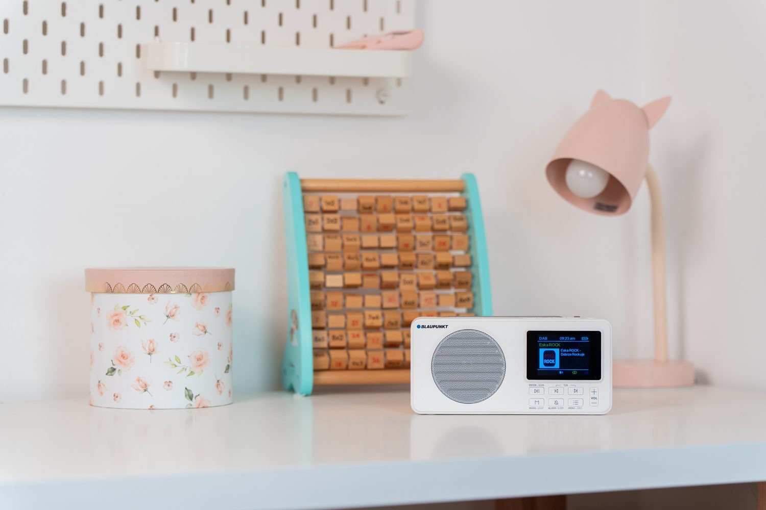 Radio prenosni BLAUPUNKT DAB DR6WH bijeli