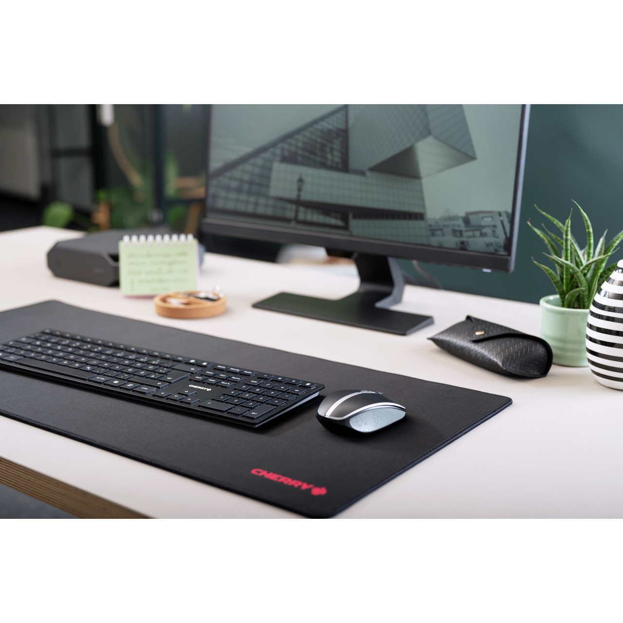 Tipkovnica CHERRY KW 9100 SLIM [CH] crna boja – internacionalna non HR tipkovnica-5
