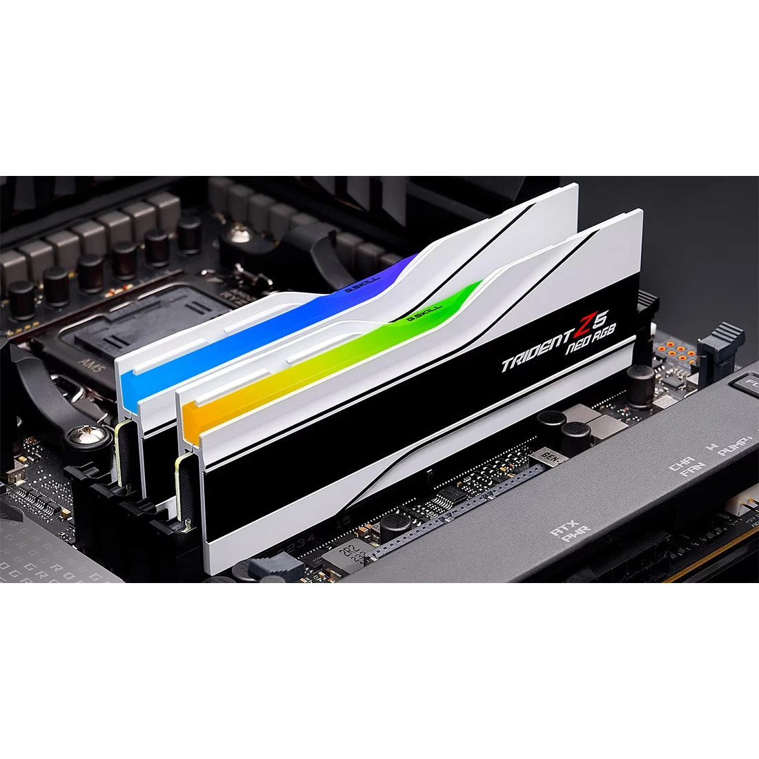 DIMM RAM G.SKILL Trident Z5 Neo RGB F5-6000J3636F32GX2-TZ5NRW (64 GB, 6000 MHz, Dual-Kit)-7