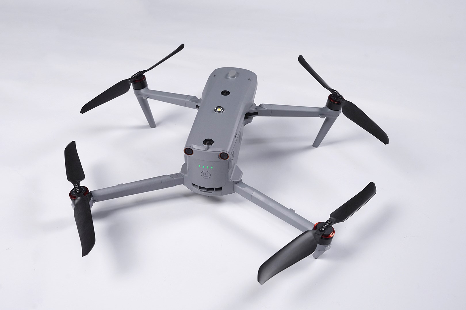 Dron AUTEL EVO MAX 4T V2 Standard Bundle bez loga-6