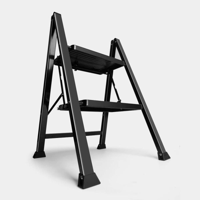 Ladder VONHAUS metal two-step slim (dimenzije 62.7 cm x 41.5 cm x 42.6 cm, materijal čelik, guma, težina 3.96 kg, boja crna, maksimalna nosivost 150 kg)-1