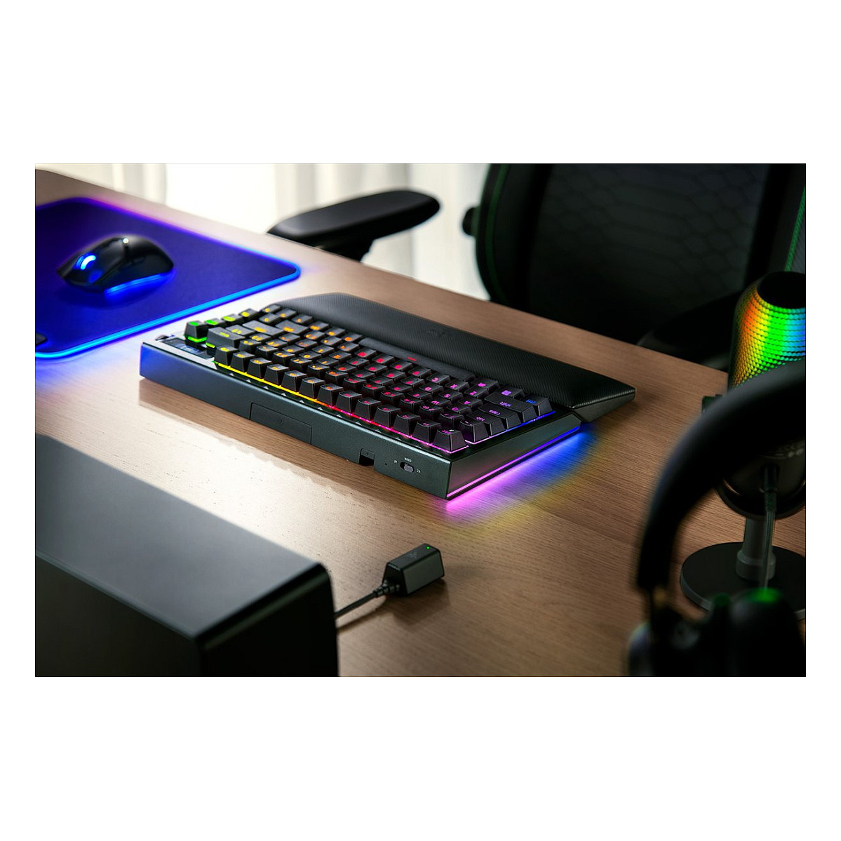 Tipkovnica RAZER BlackWidow V4 Pro 75% Intl. US Layout ISO – internacionalna non HR tipkovnica-5