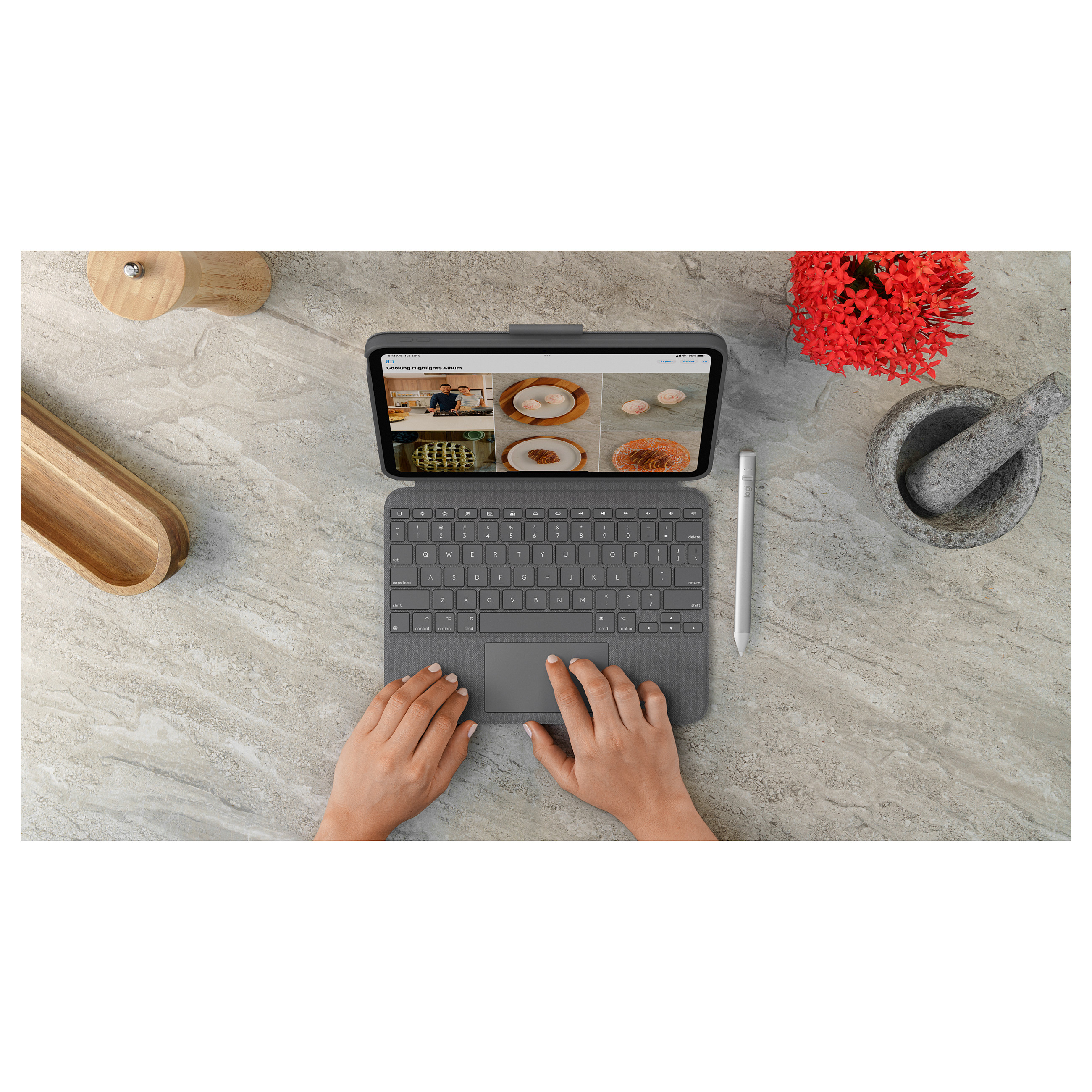 Tipkovnica s kućištem LOGITECH Combo Touch za iPad (10. gen), CRO layout-7