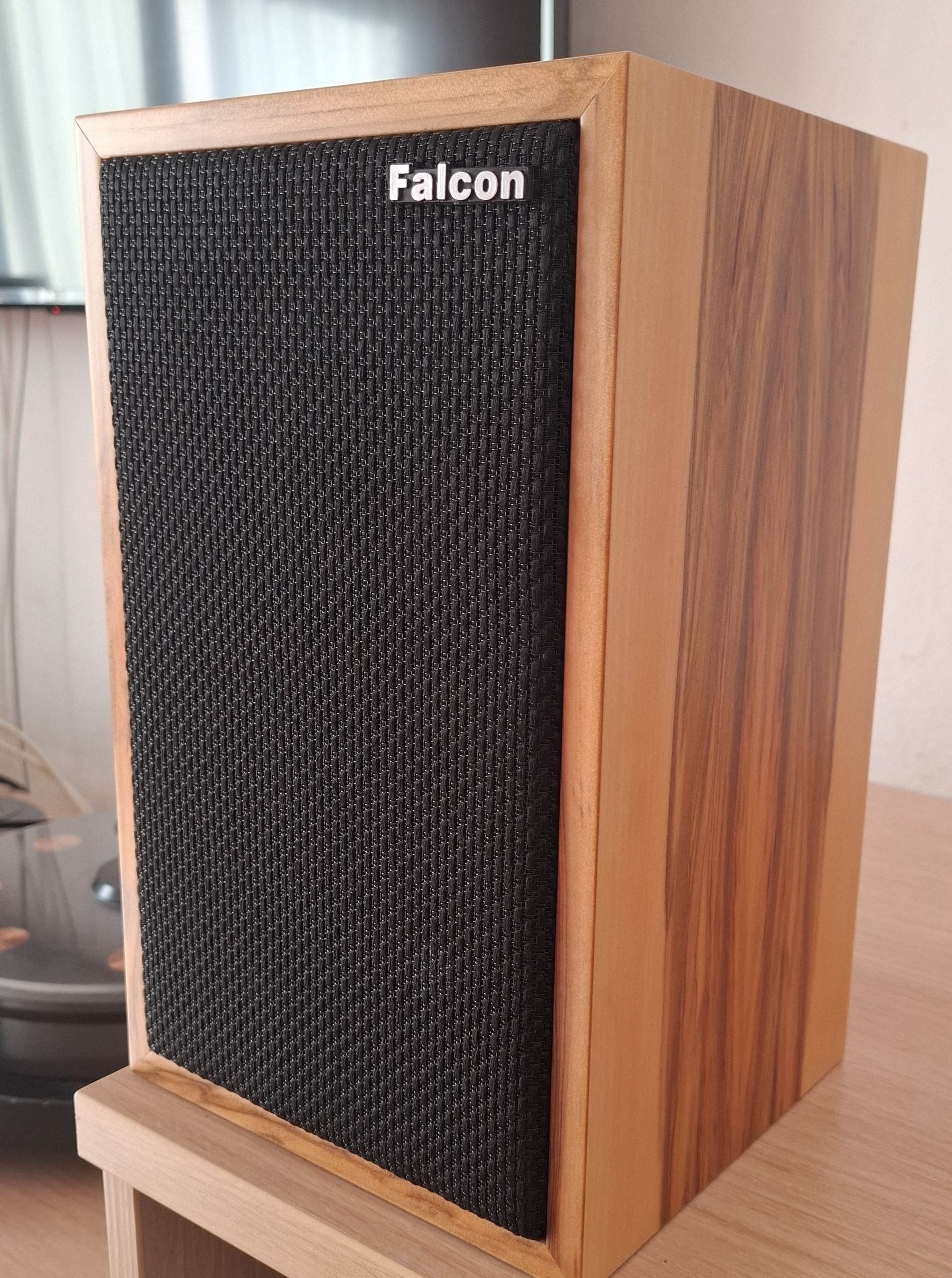 Zvučnici FALCON ACOUSTICS LS3/5A gold badge Liquidambar-0