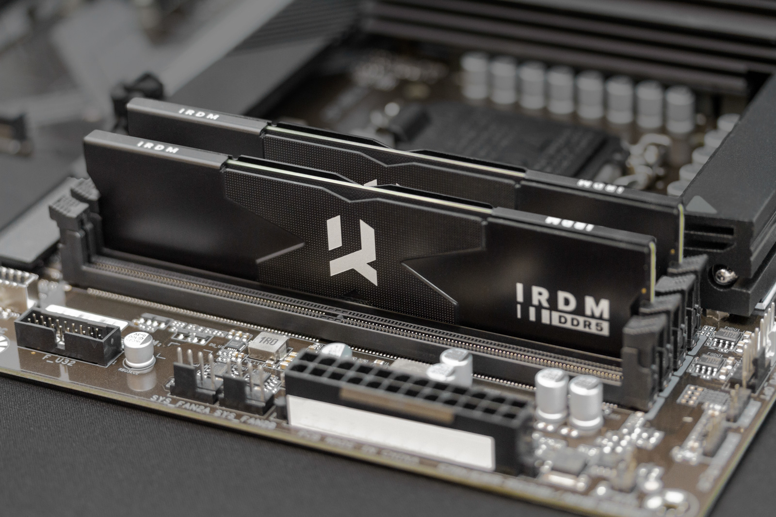 Radna memorija GOODRAM IRDM (ddr5, 16gb, 7600mhz, cl36)-5