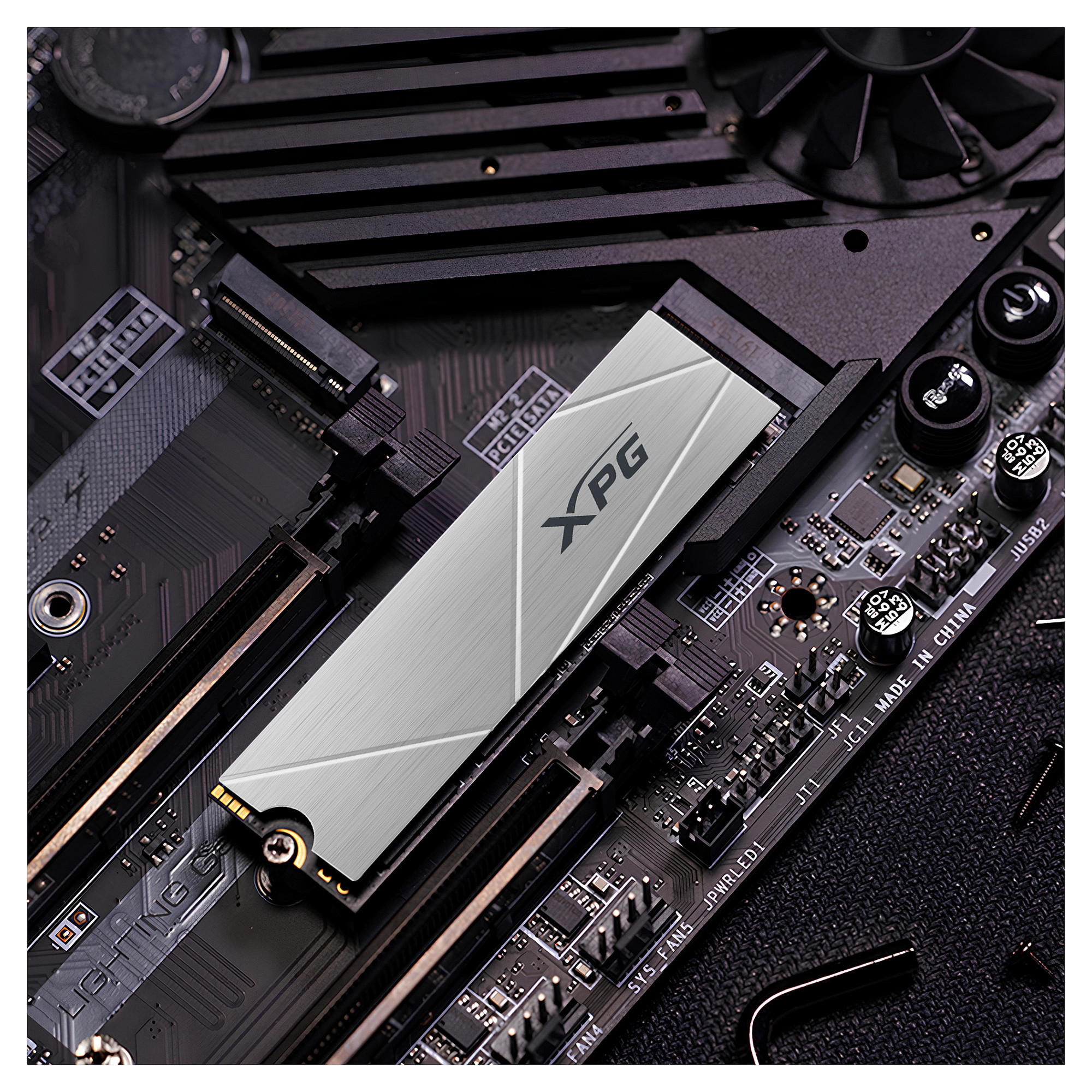 M.2 NVMe SSD ADATA XPG GAMMIX S60 (2TB, PCIe 4.0)-6