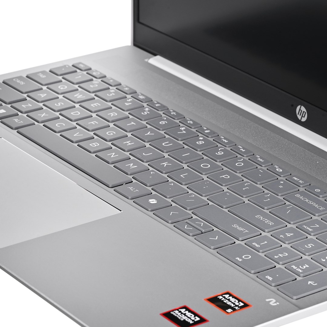 Laptop HP OmniBook 5 16-AG1065ST (16", WUXGA AG, AMD Ryzen AI 5 340, 16GB, 512GB SSD, Windows 11) Meteor Silver – internacionalna non HR tipkovnica - REPACK-2
