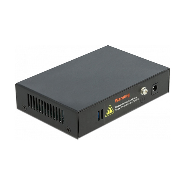 Mrežni Switch DELOCK 87764 (4x PoE Gigabit, 1x Uplink, 65W)-1