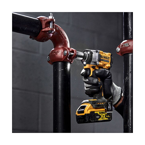 Aku udarni odvijač DEWALT DCF899N (18V, 1/2", 950Nm, bez baterije)-7