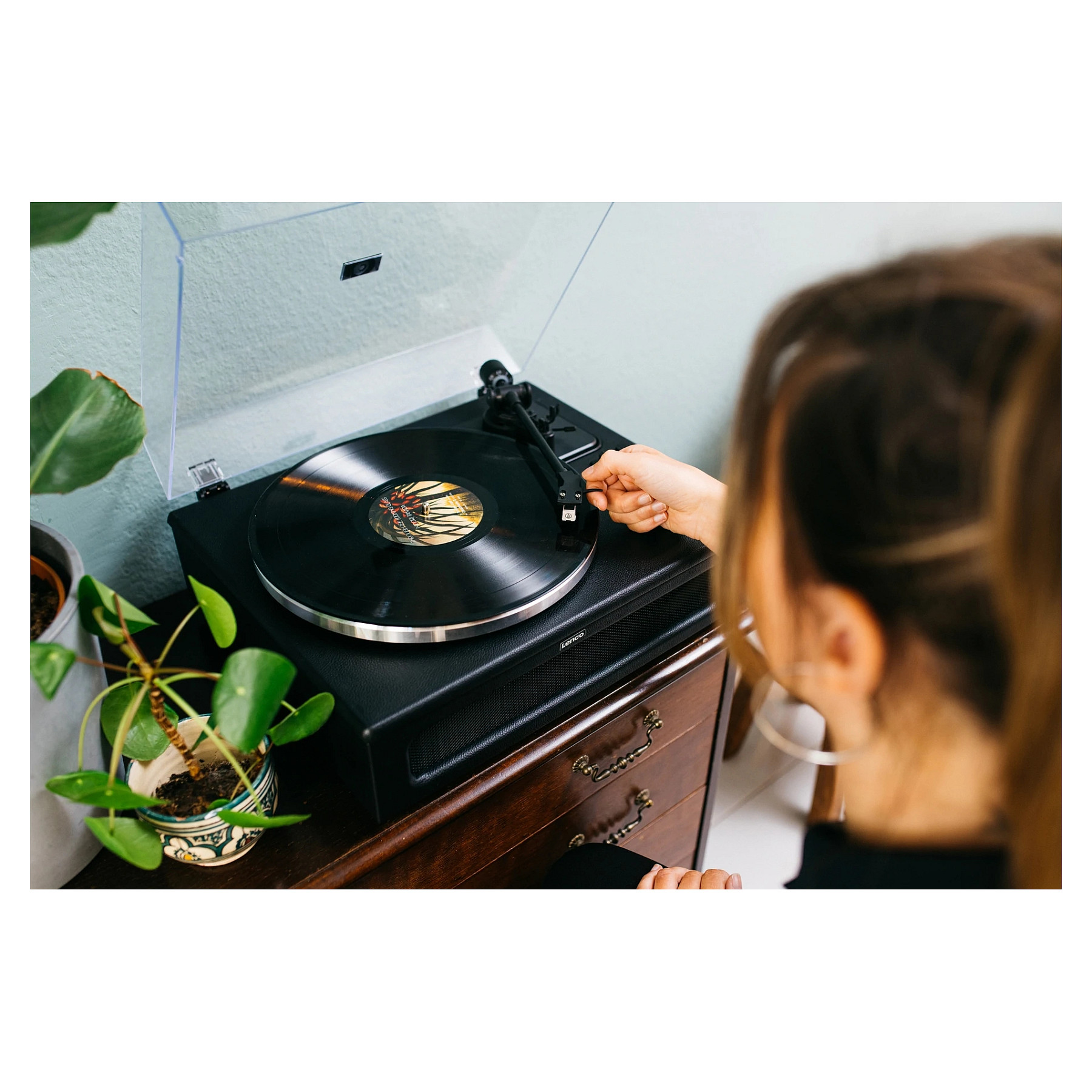 Gramofon LENCO LS-430BK (Ugrađeni zvučnici, Bluetooth, Crni)-18