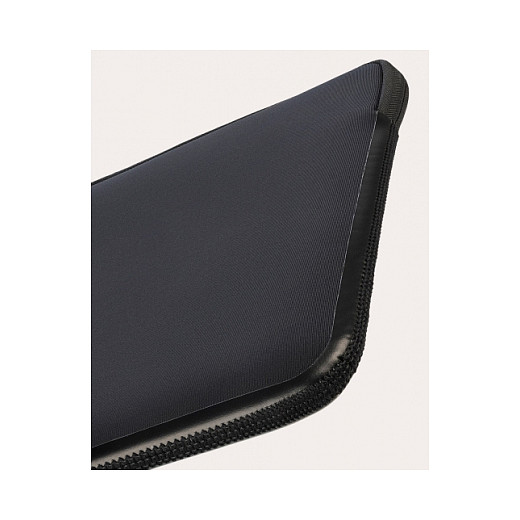 Navlaka za laptop TUCANO Elements Second Skin za MacBook Pro 16" (Neopren, Anti-Slip System), crna-2
