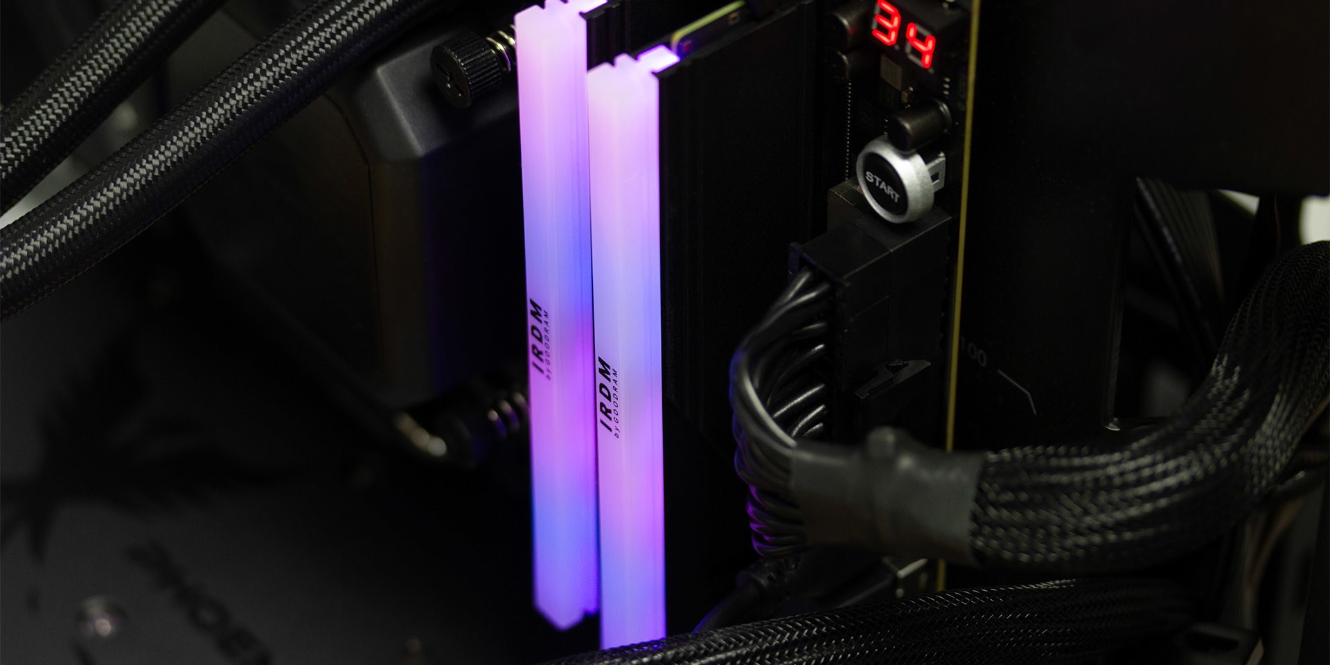 DDR5 RAM Memorija GOODRAM IRDM RGB 32GB Kit (2x16GB) 6400MHz CL32-3
