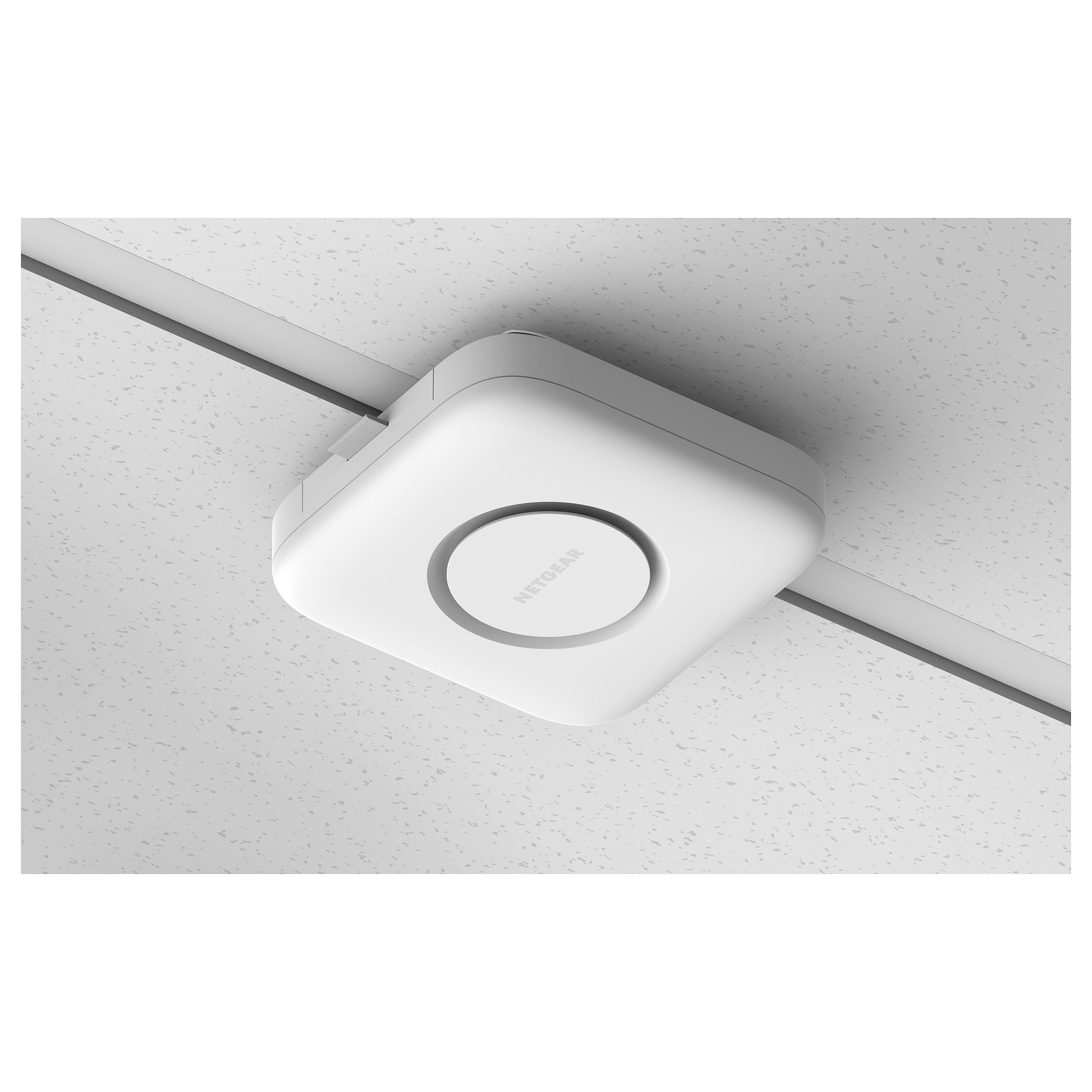 Wi-Fi Access Point NETGEAR WBE718 (Wi-Fi 7, Tri-Band, 10 Gbps PoE++, Insight Managed)-8
