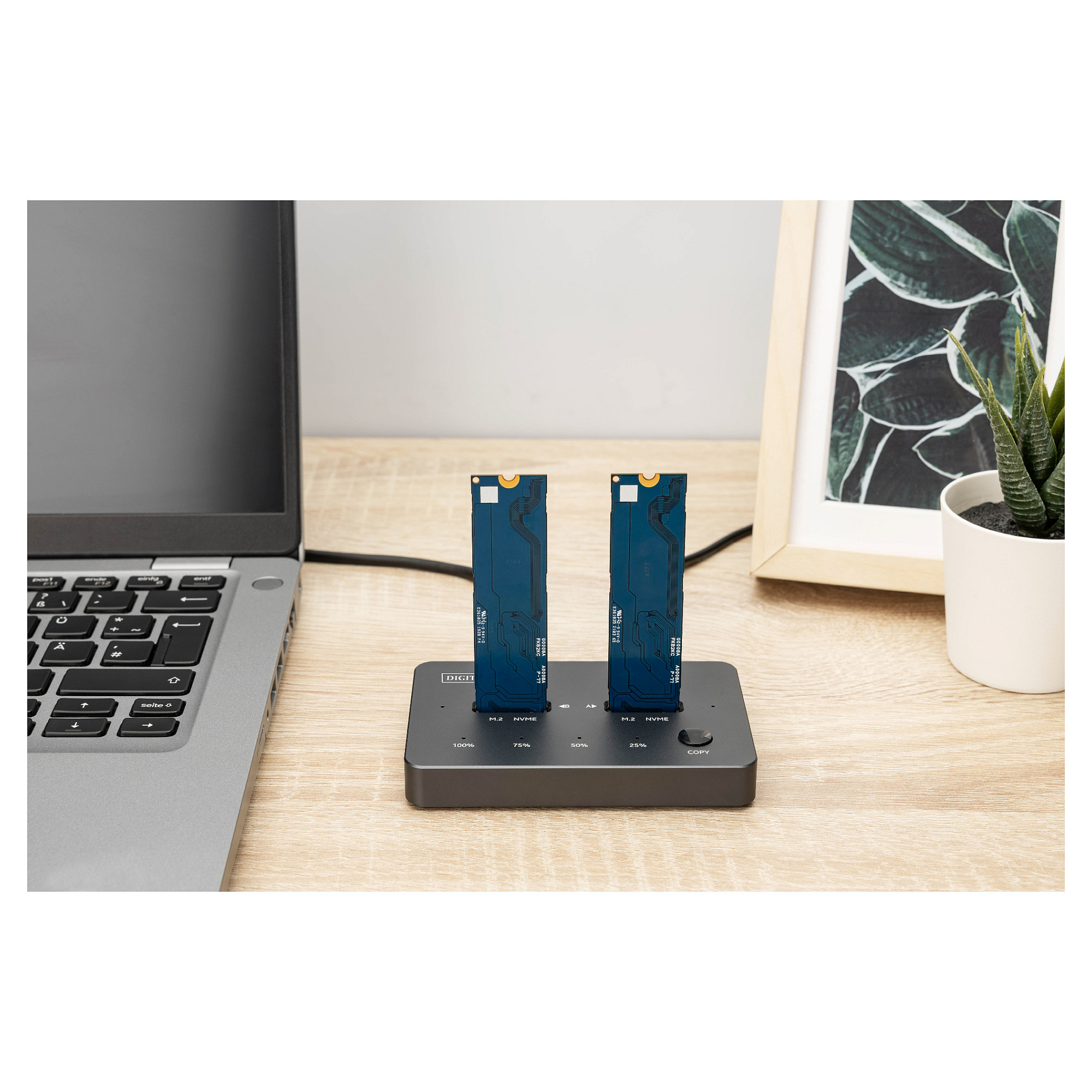 Klonirajuća stanica DIGITUS DA-70867 za M.2 NVMe SSD (USB-C 3.1 Gen 2, kloniranje bez računala)-1