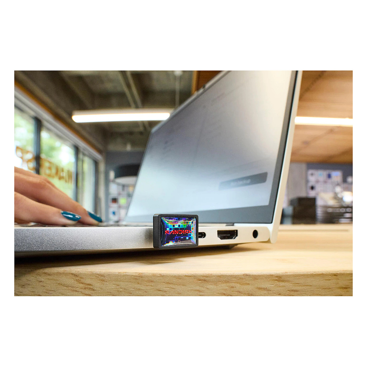USB memorija SANDISK Ultra Dual Drive Go 128GB USB-C & USB-A 3.1-4