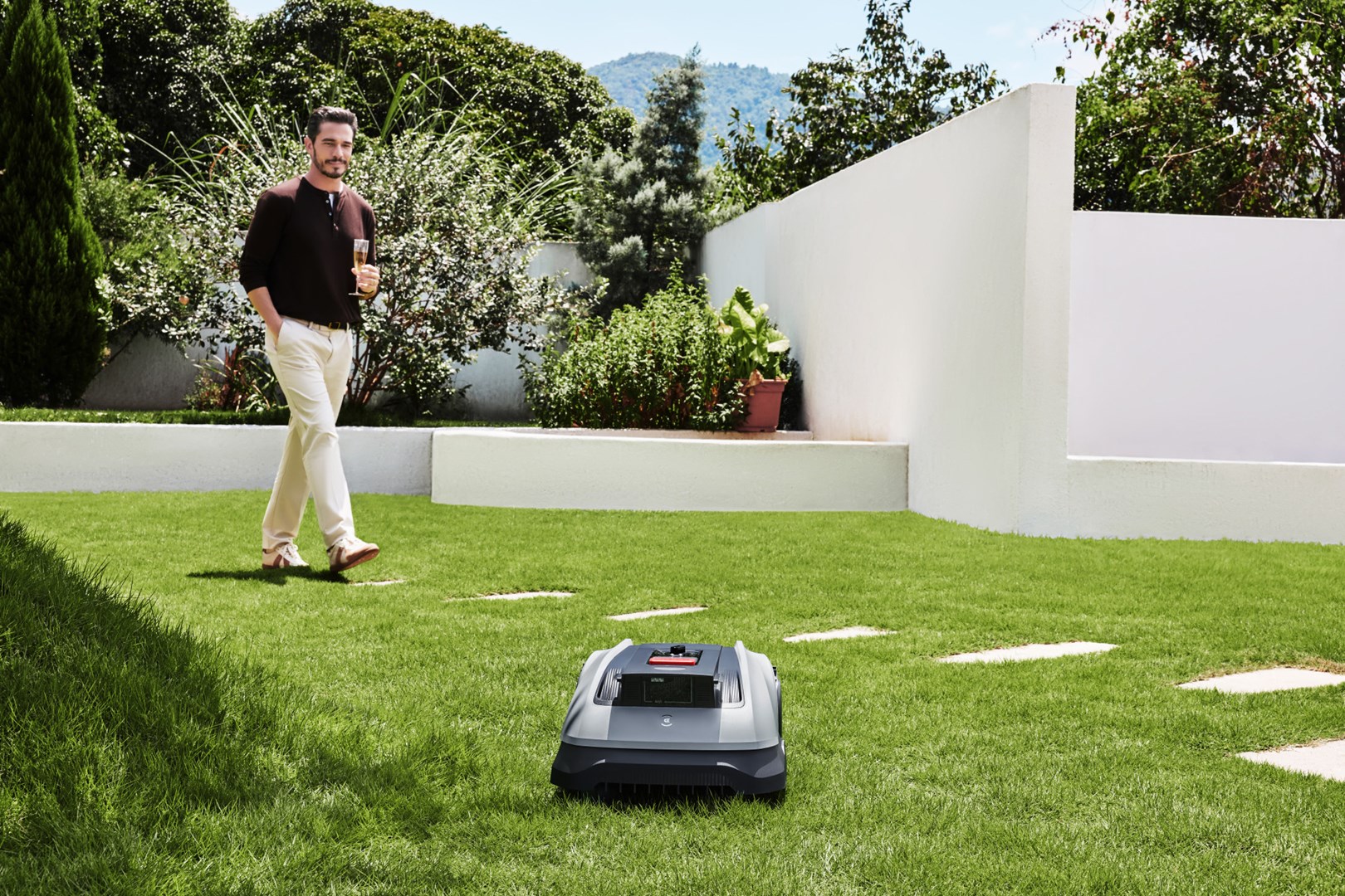 Robotska kosilica ECOVACS GOAT G1-800-12