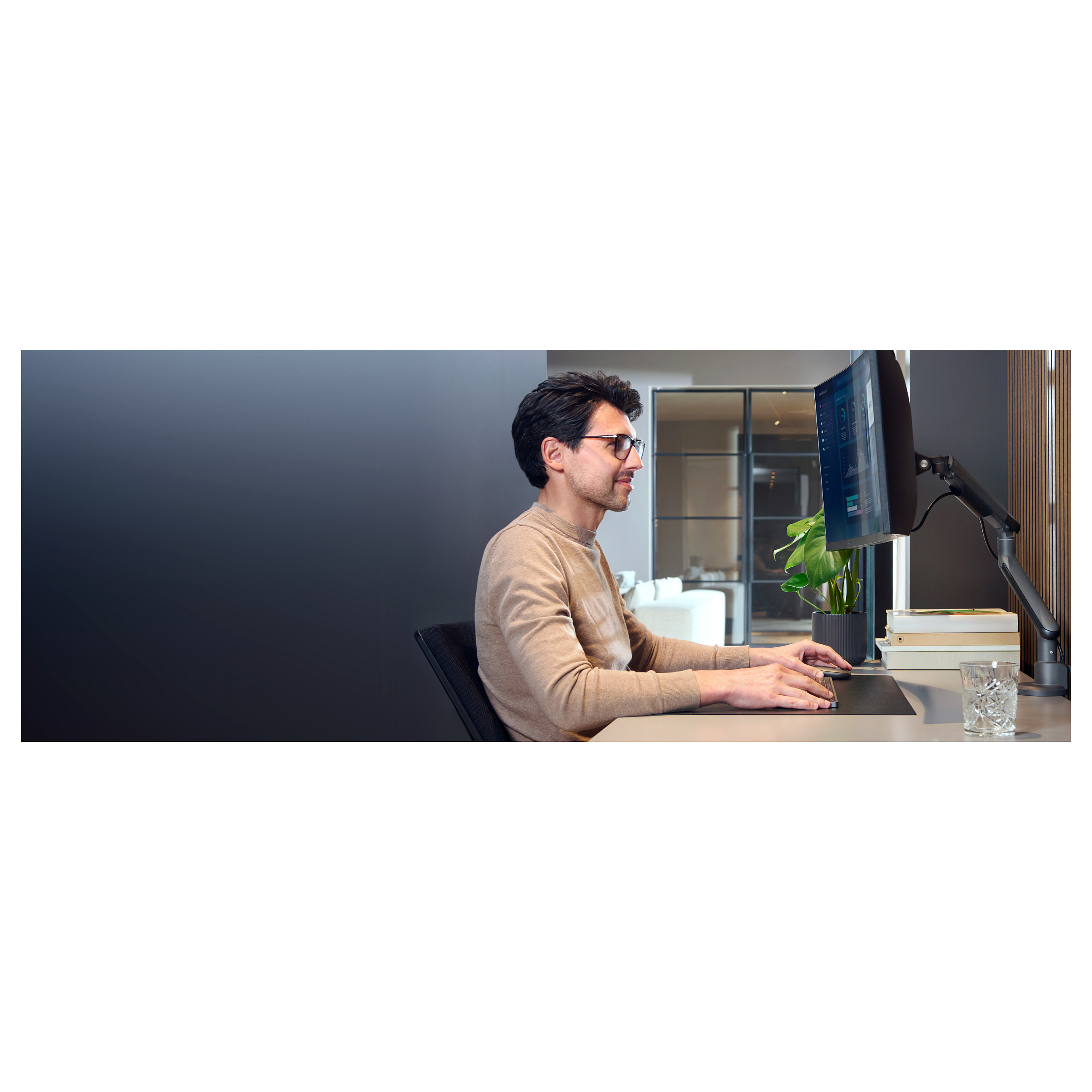 Stolni nosač za monitor ONE FOR ALL DM7110 Design Line (13"-35", do 7kg, crni)-1