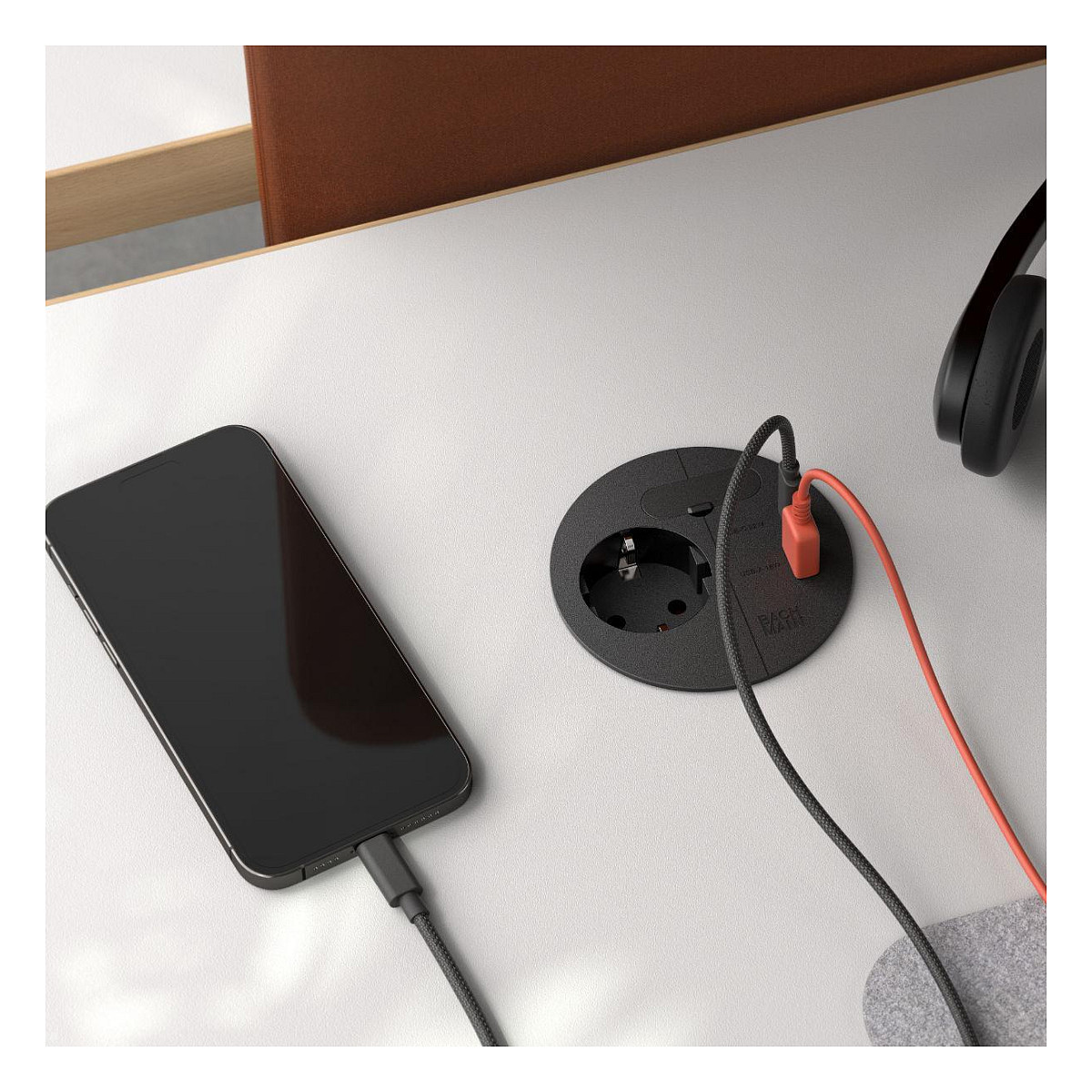 Ugradbena utičnica BACHMANN LOOP IN CHARGE, 1x Schuko, USB-A/C 22W, 2.0m kabel, crna-3